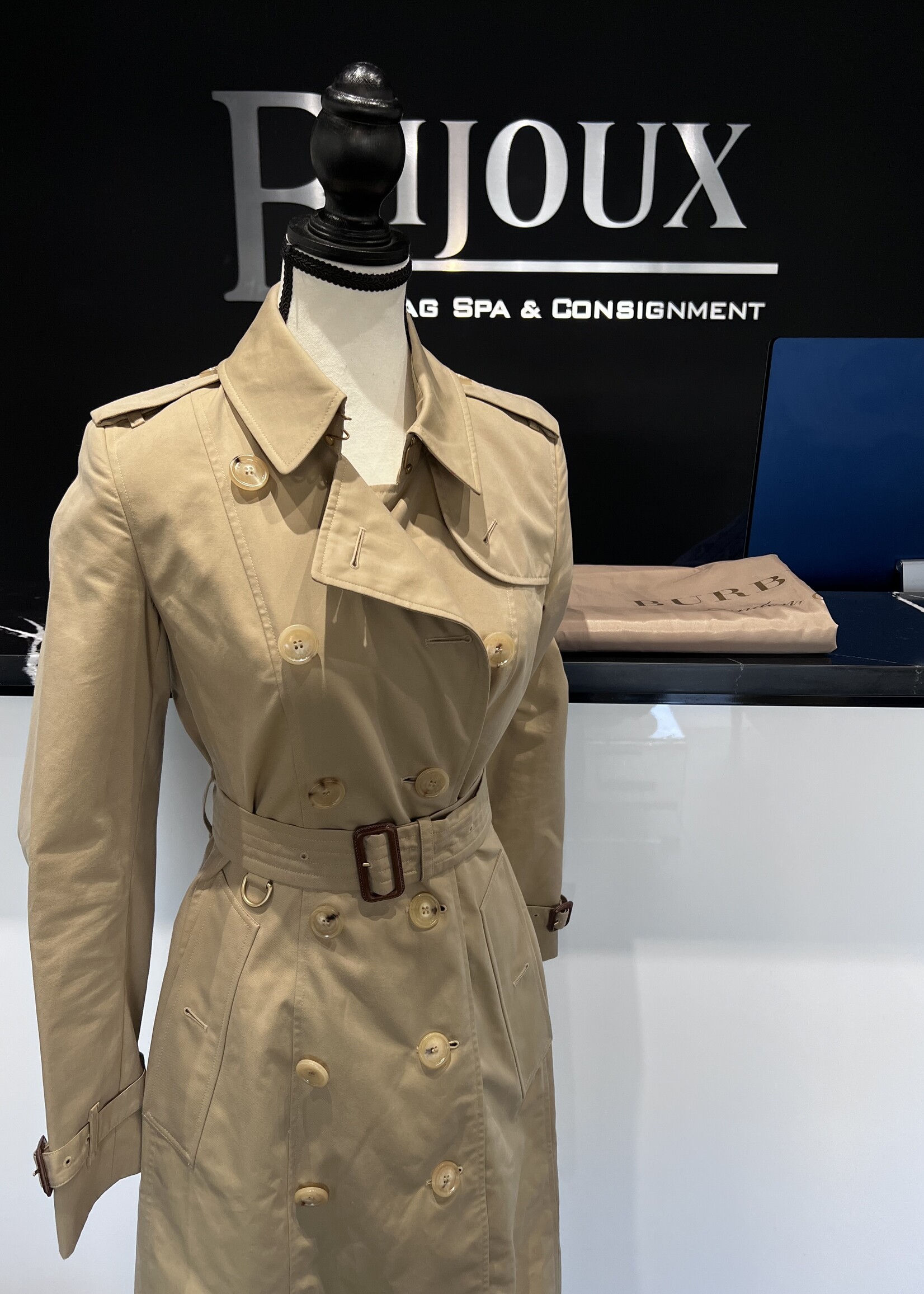 Burberry SOLD- Burberry Trench