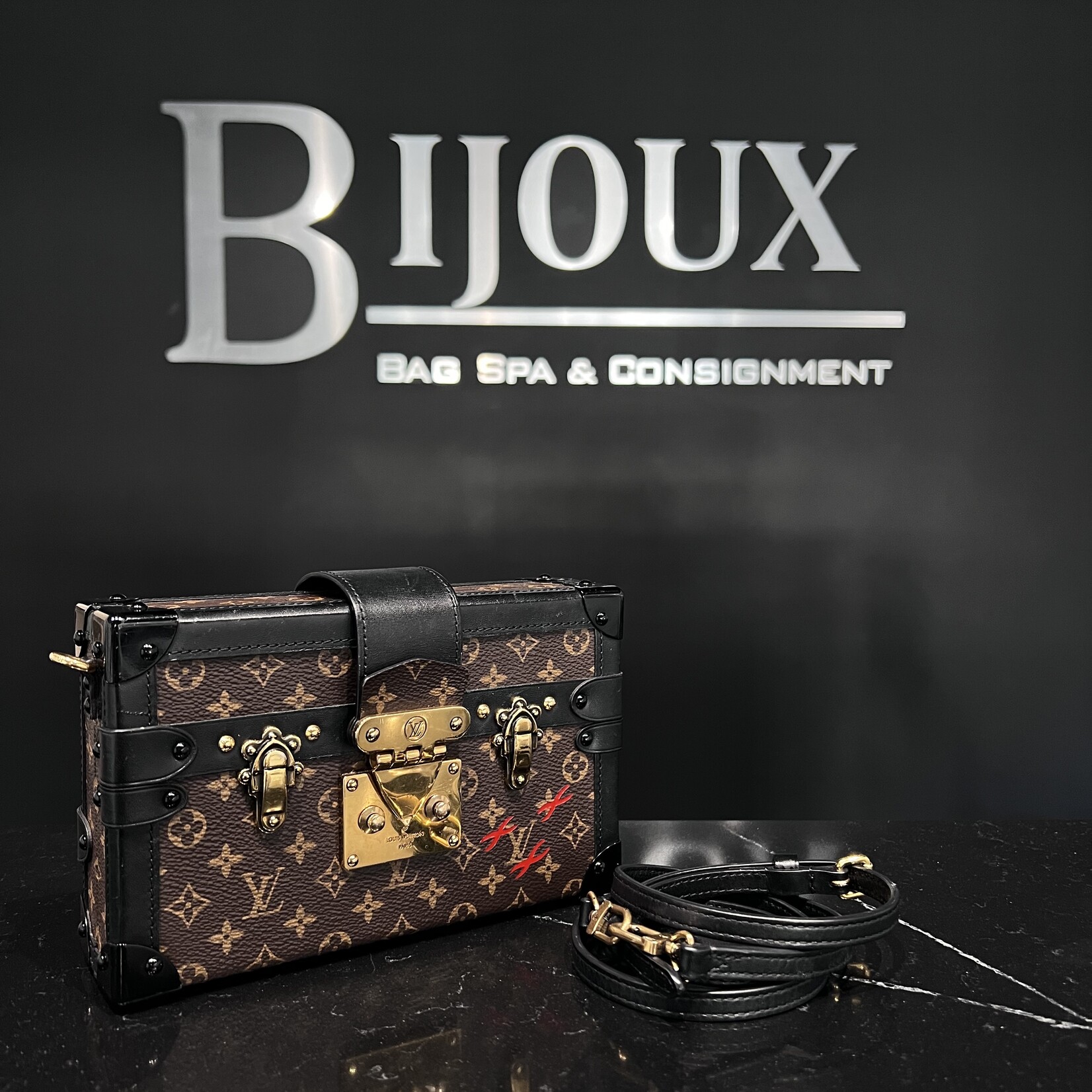 Louis Vuitton SOLD- Louis Vuitton Petite Malle