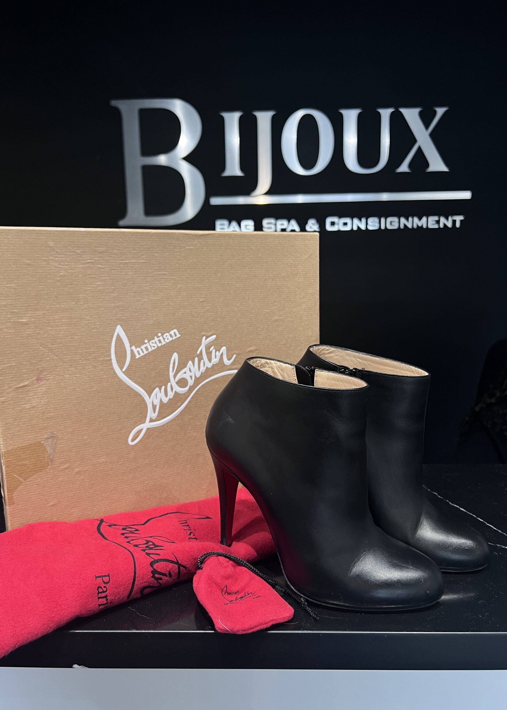 Christian Louboutin Christian Louboutin Bella Calf 100 Boots - 37