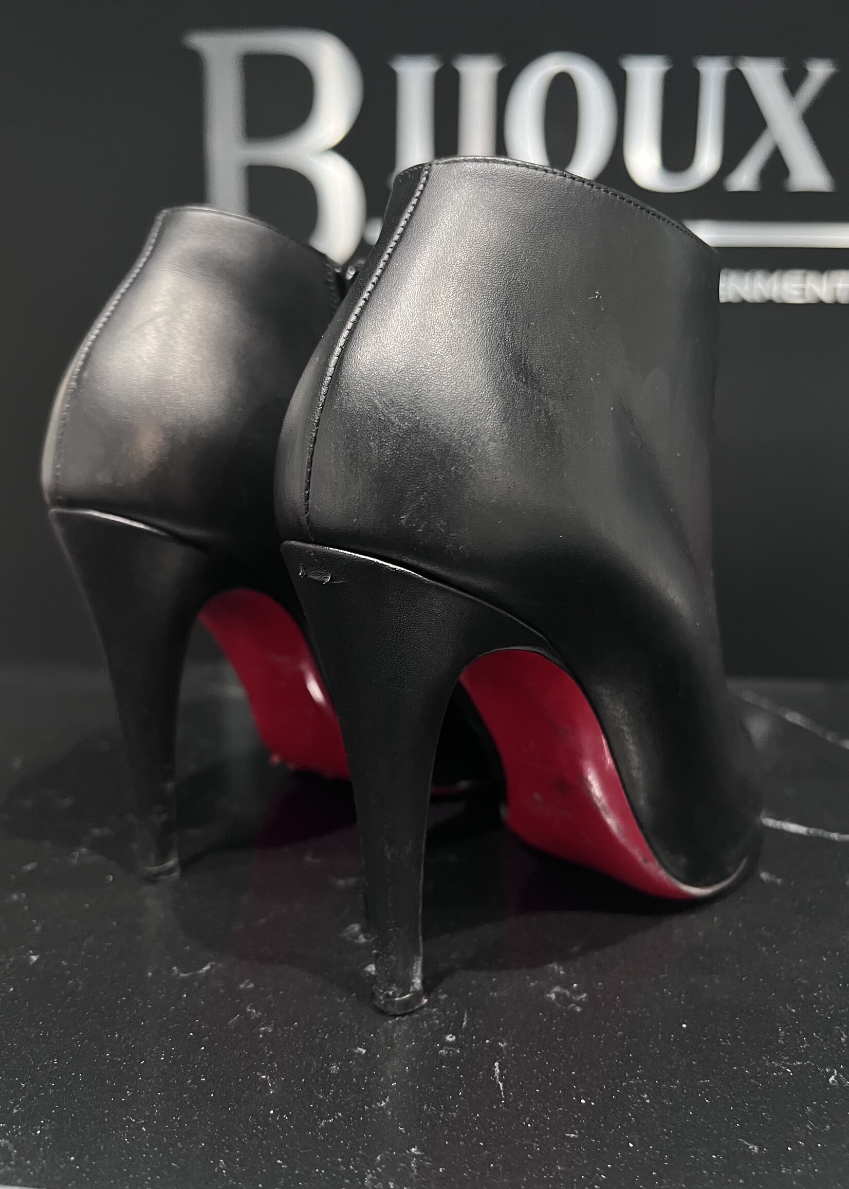 Christian Louboutin Christian Louboutin Bella Calf 100 Boots - 37