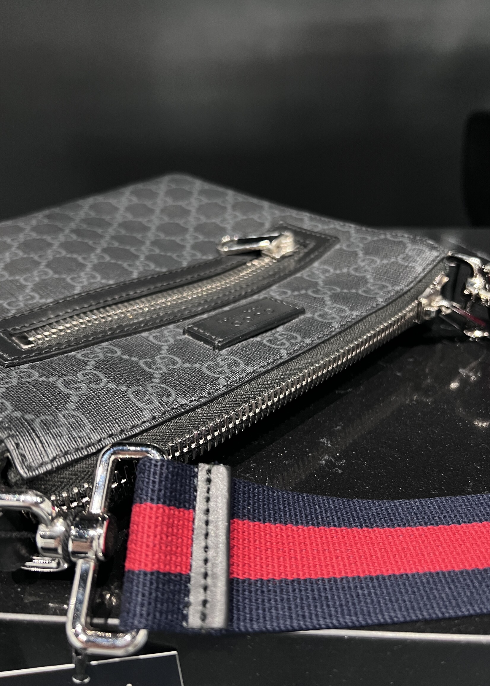 Gucci SOLD- Gucci Messenger