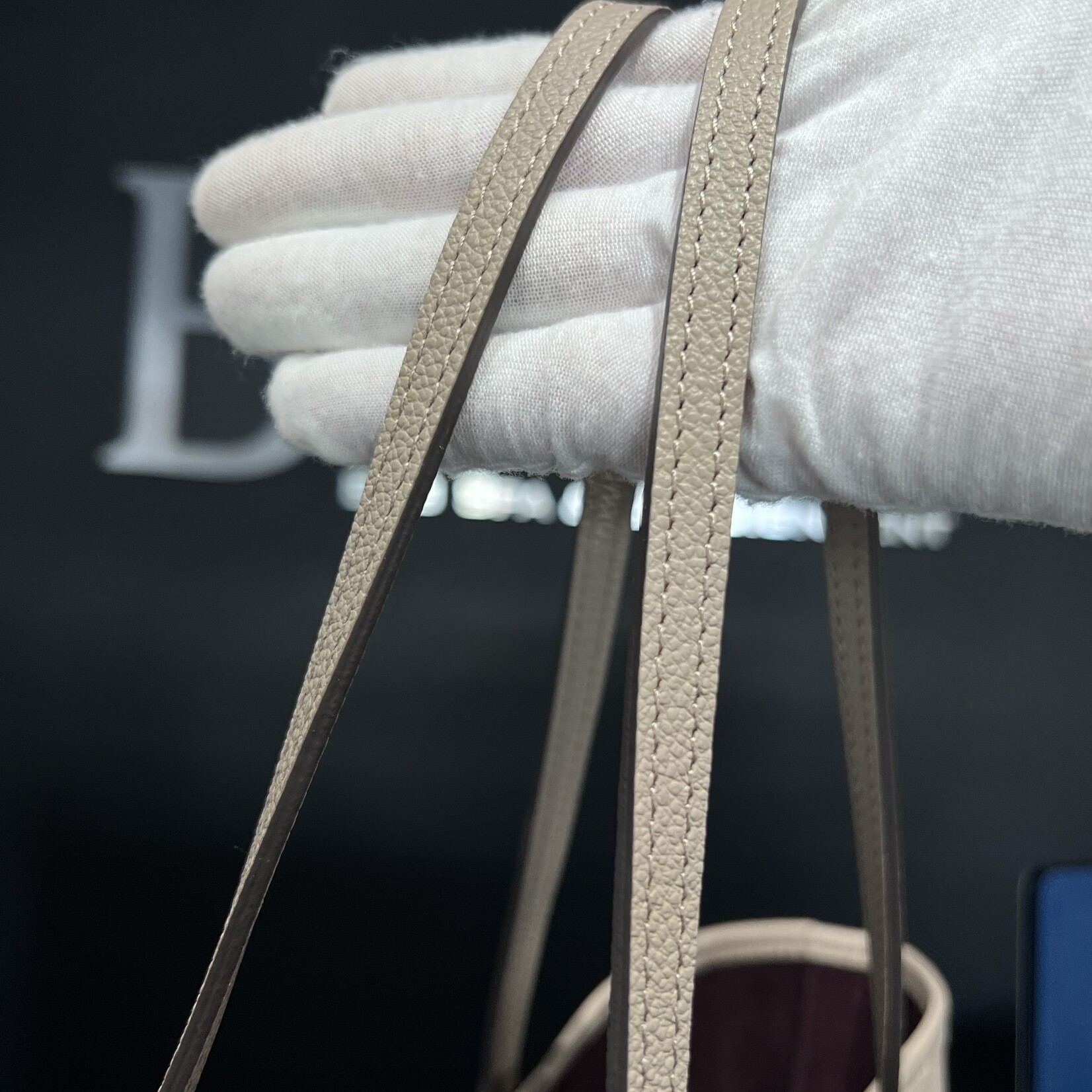 Louis Vuitton SOLD- Louis Vuitton Neverfull MM Turtledove