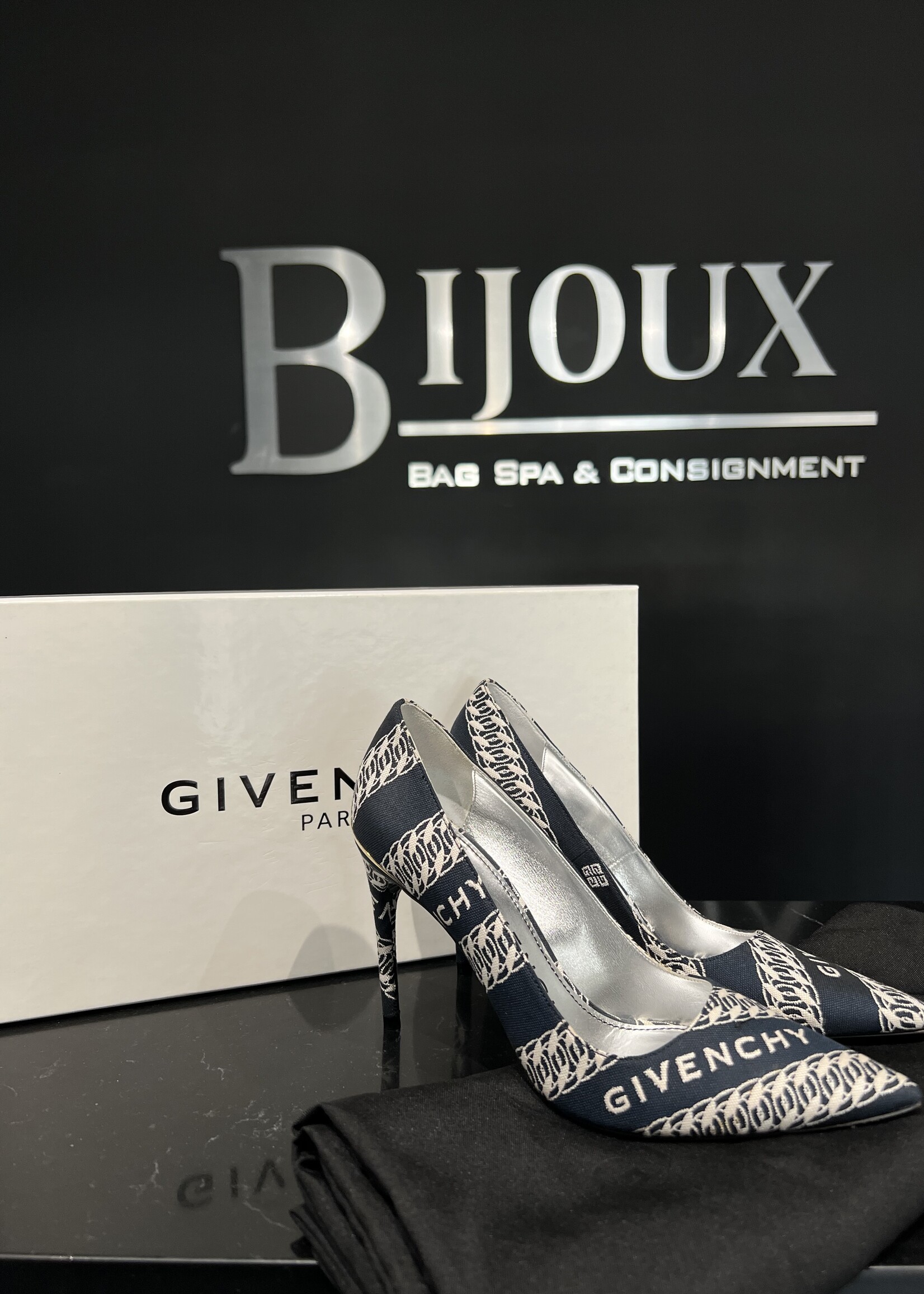 Givenchy Givenchy Heels 36