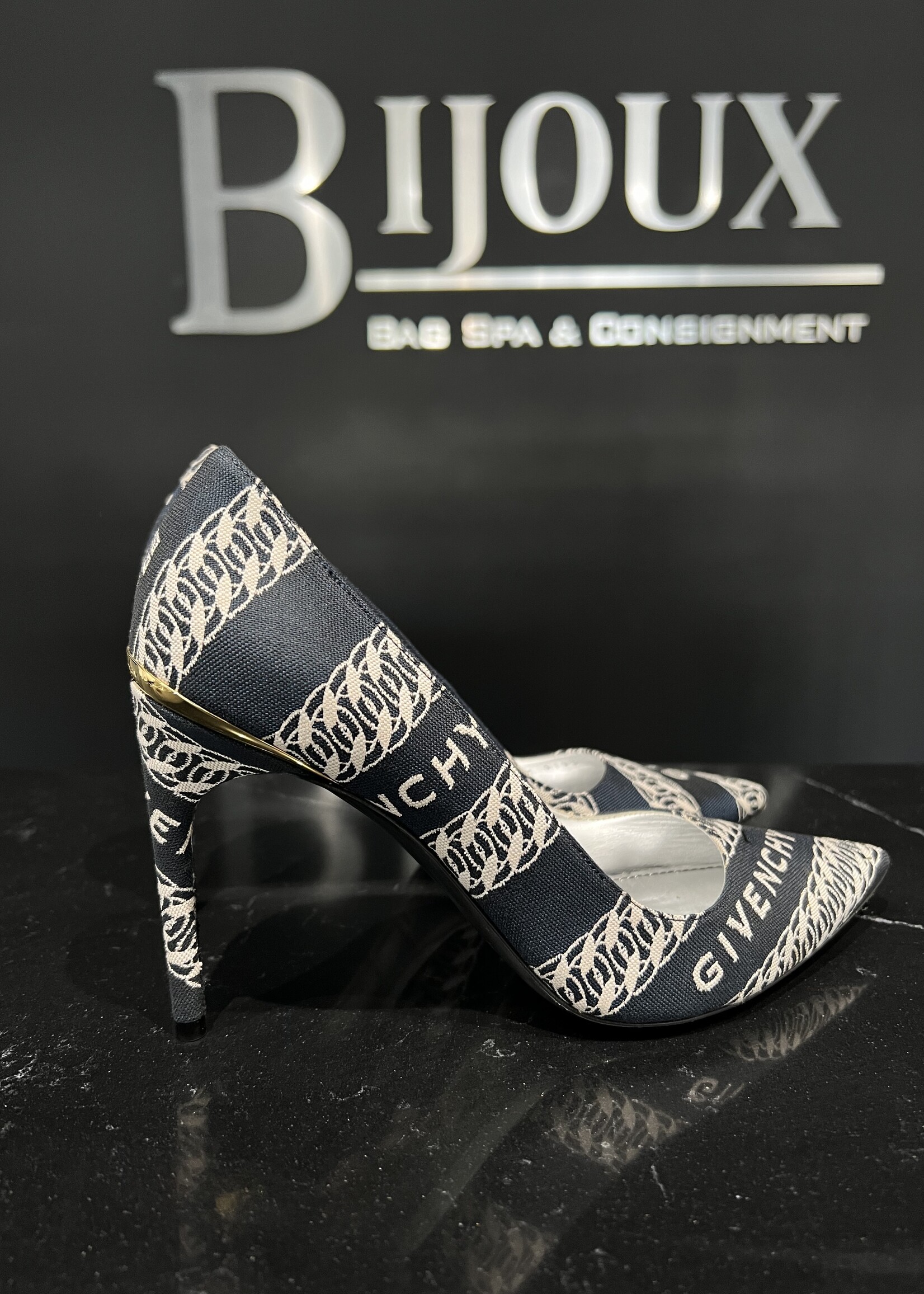 Givenchy Givenchy Heels 36