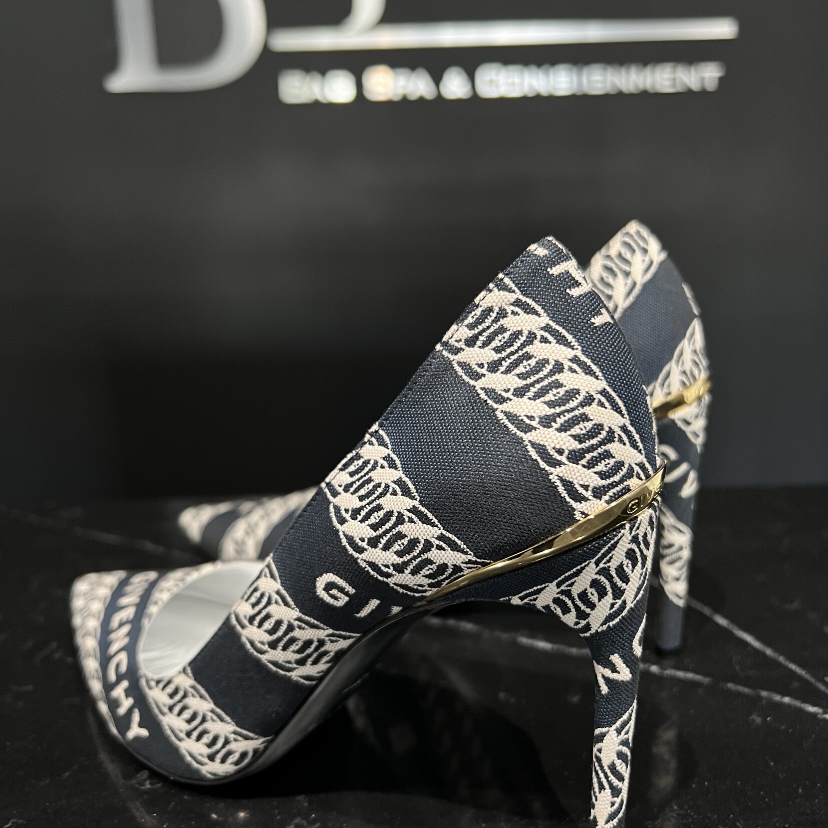 Givenchy Givenchy Heels 36