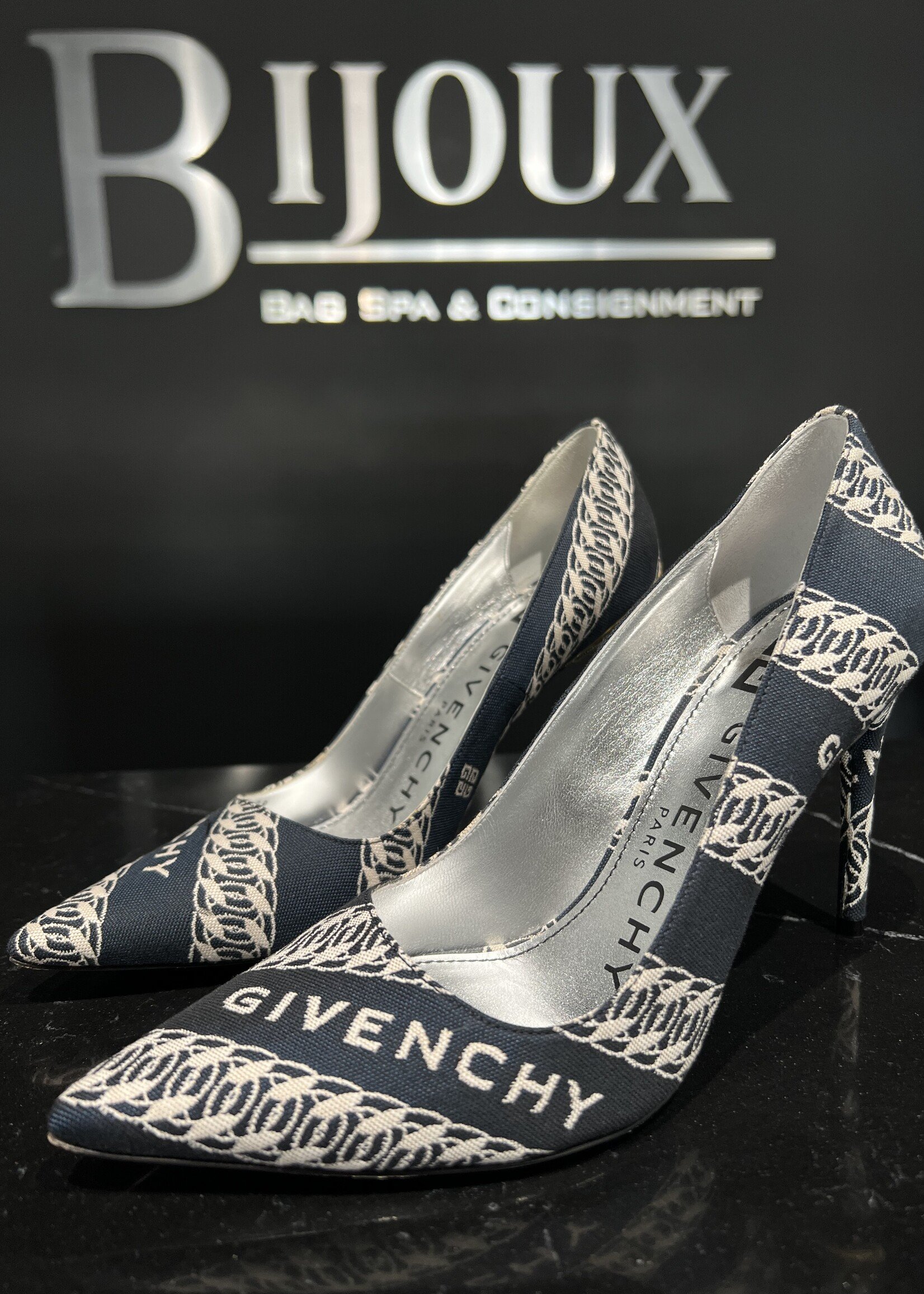 Givenchy Givenchy Heels 36