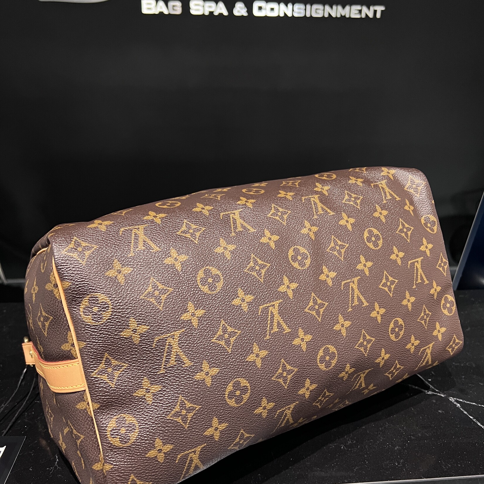 Louis Vuitton SOLD- Louis Vuitton Bandouliere Speedy 35