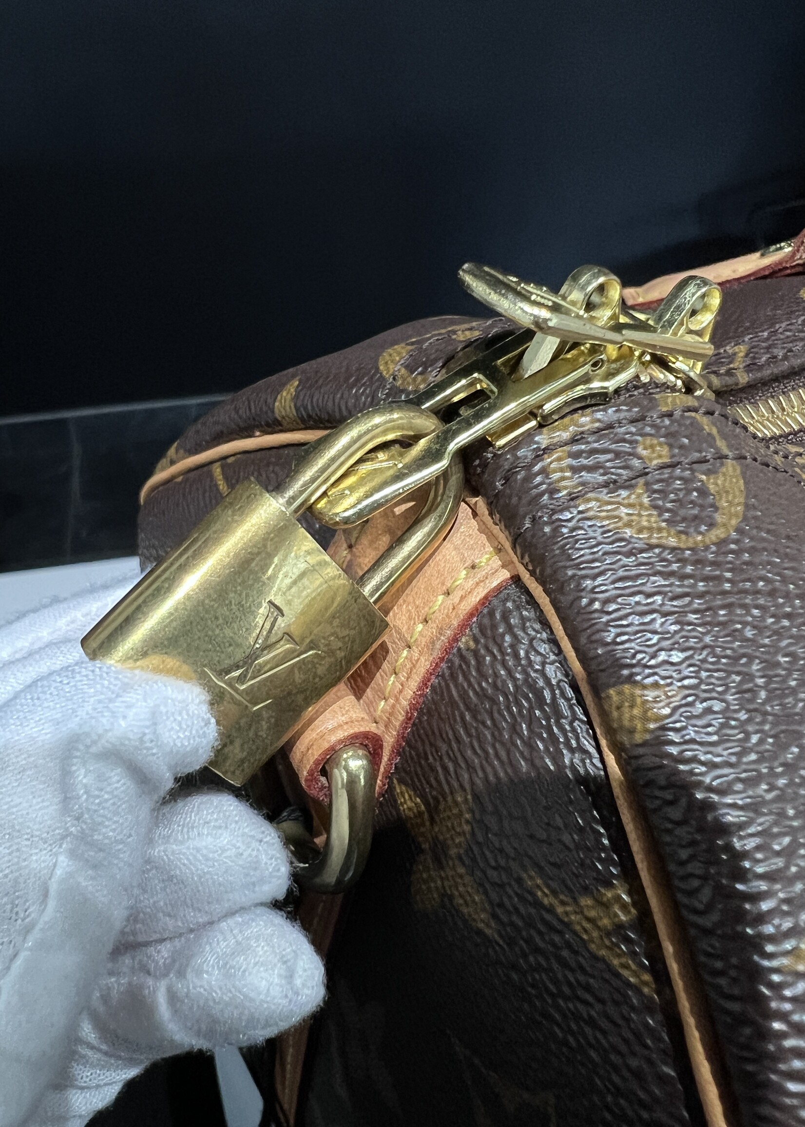 Louis Vuitton SOLD- Louis Vuitton Bandouliere Speedy 35