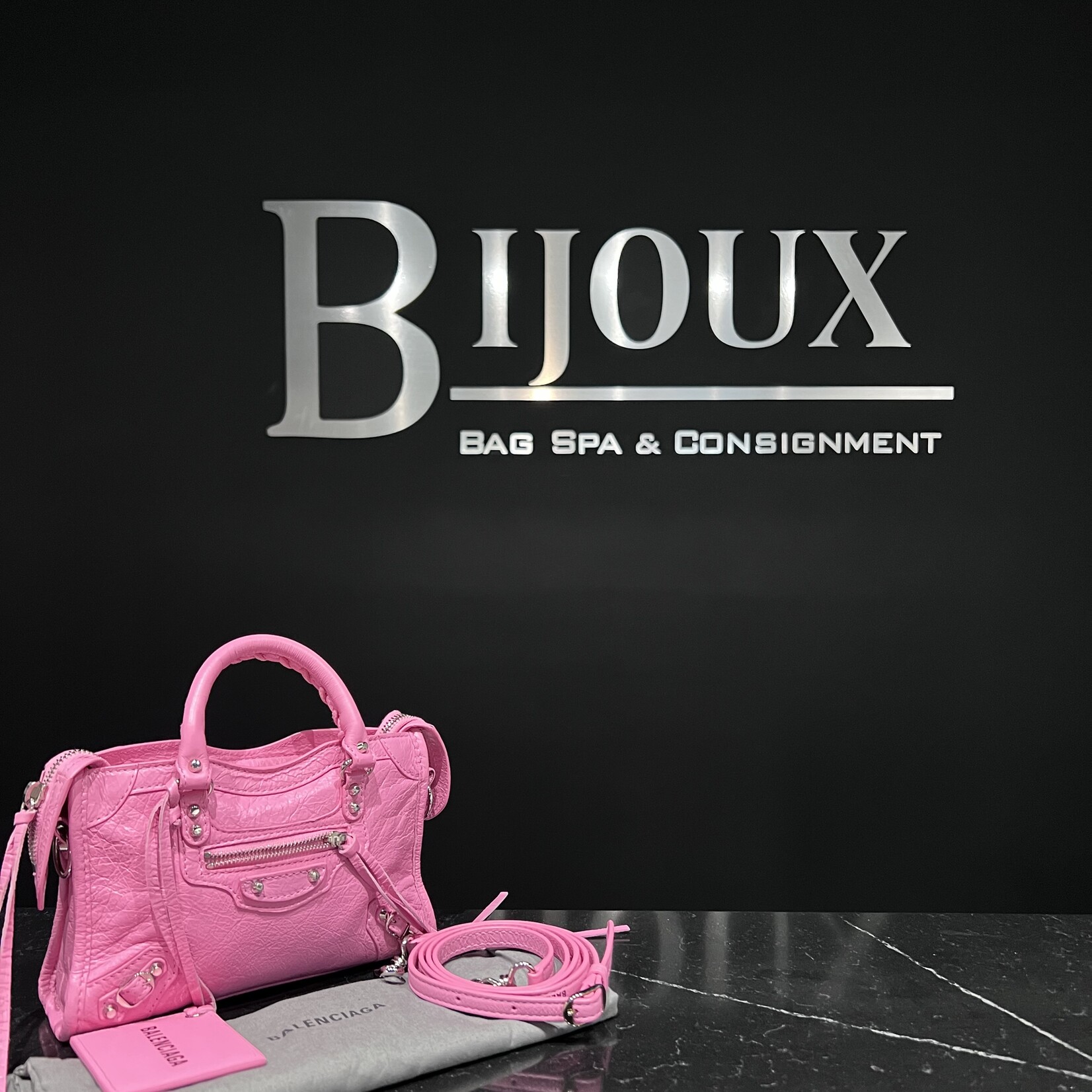 Balenciaga SOLD - Balenciaga Le City Mini Pink