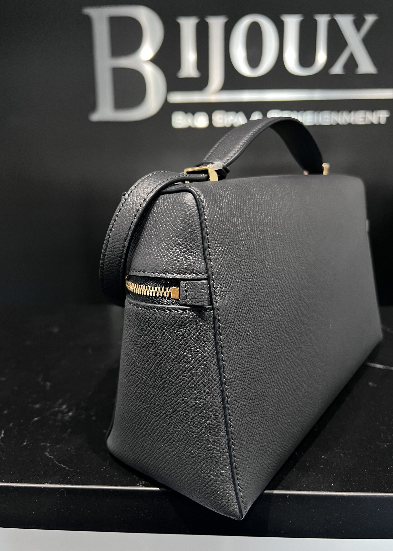 Loro Piana Loro Piana L27