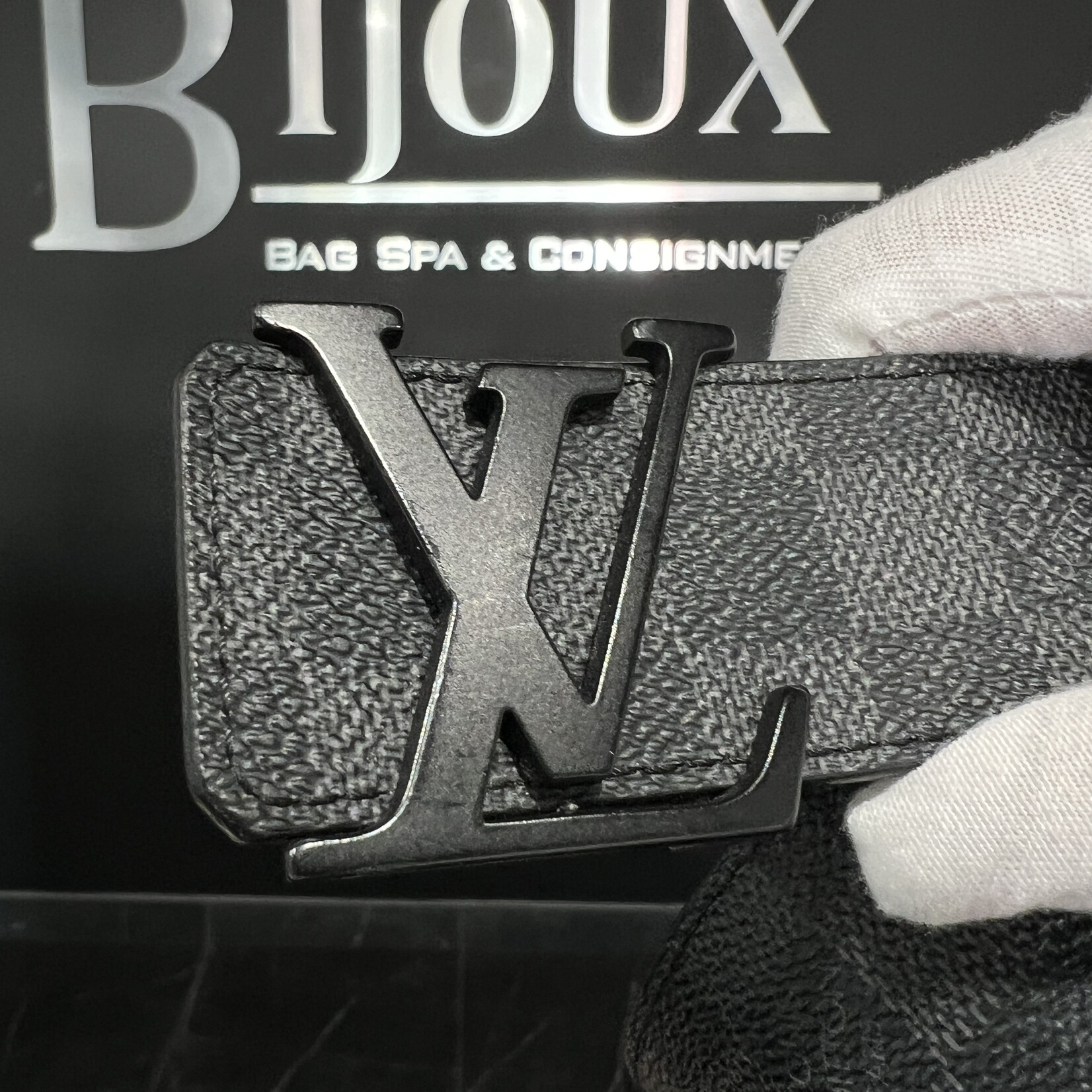 Louis Vuitton Louis Vuitton Graphite Damier Belt