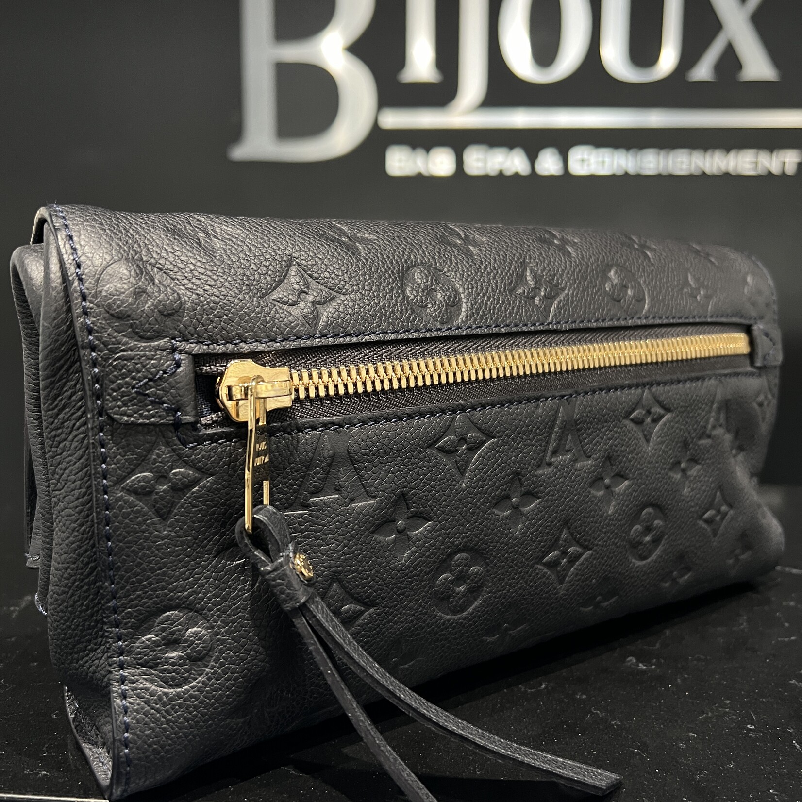 Louis Vuitton SOLD- Louis Vuitton Petillante Navy Clutch