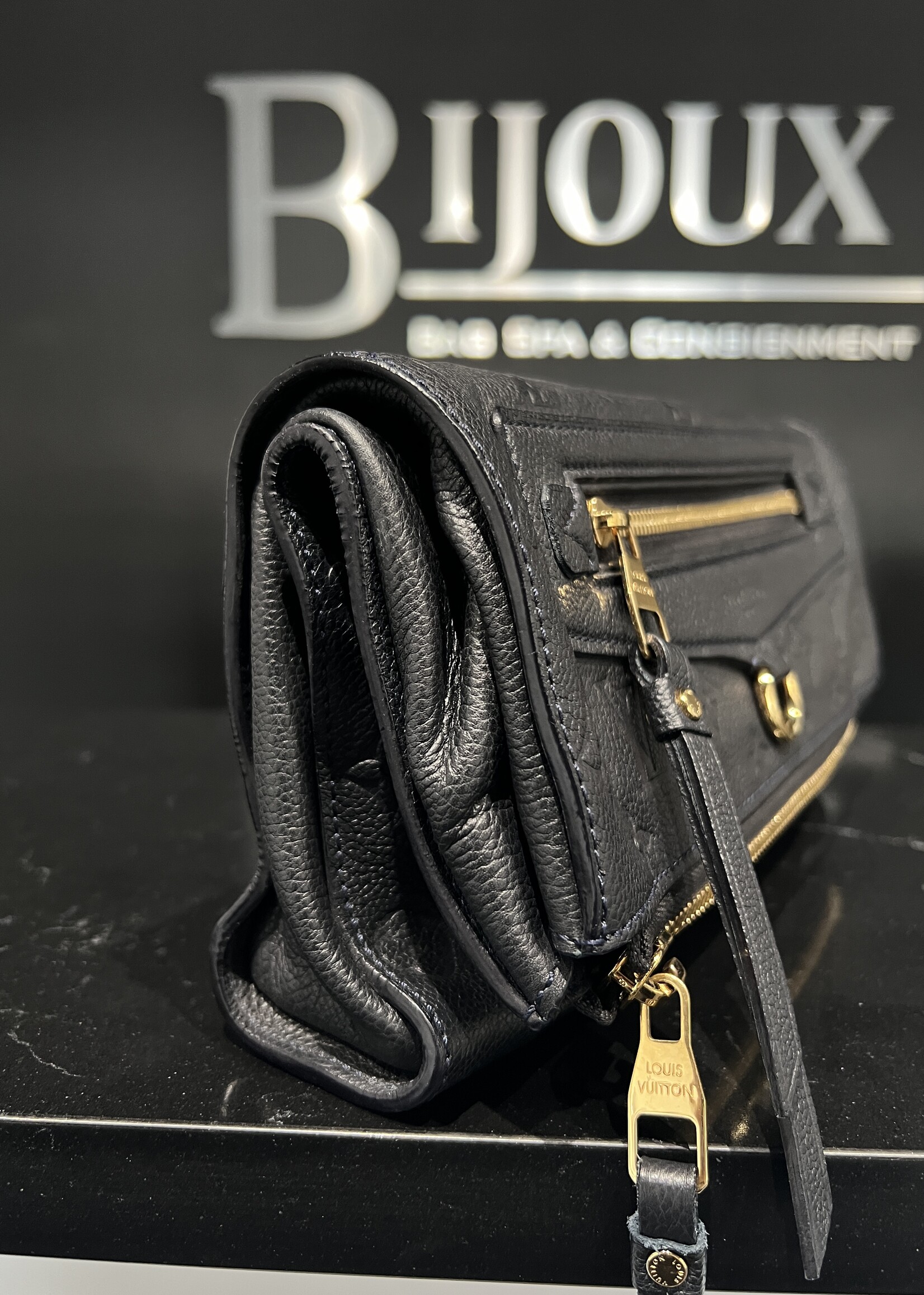 Louis Vuitton SOLD- Louis Vuitton Petillante Navy Clutch