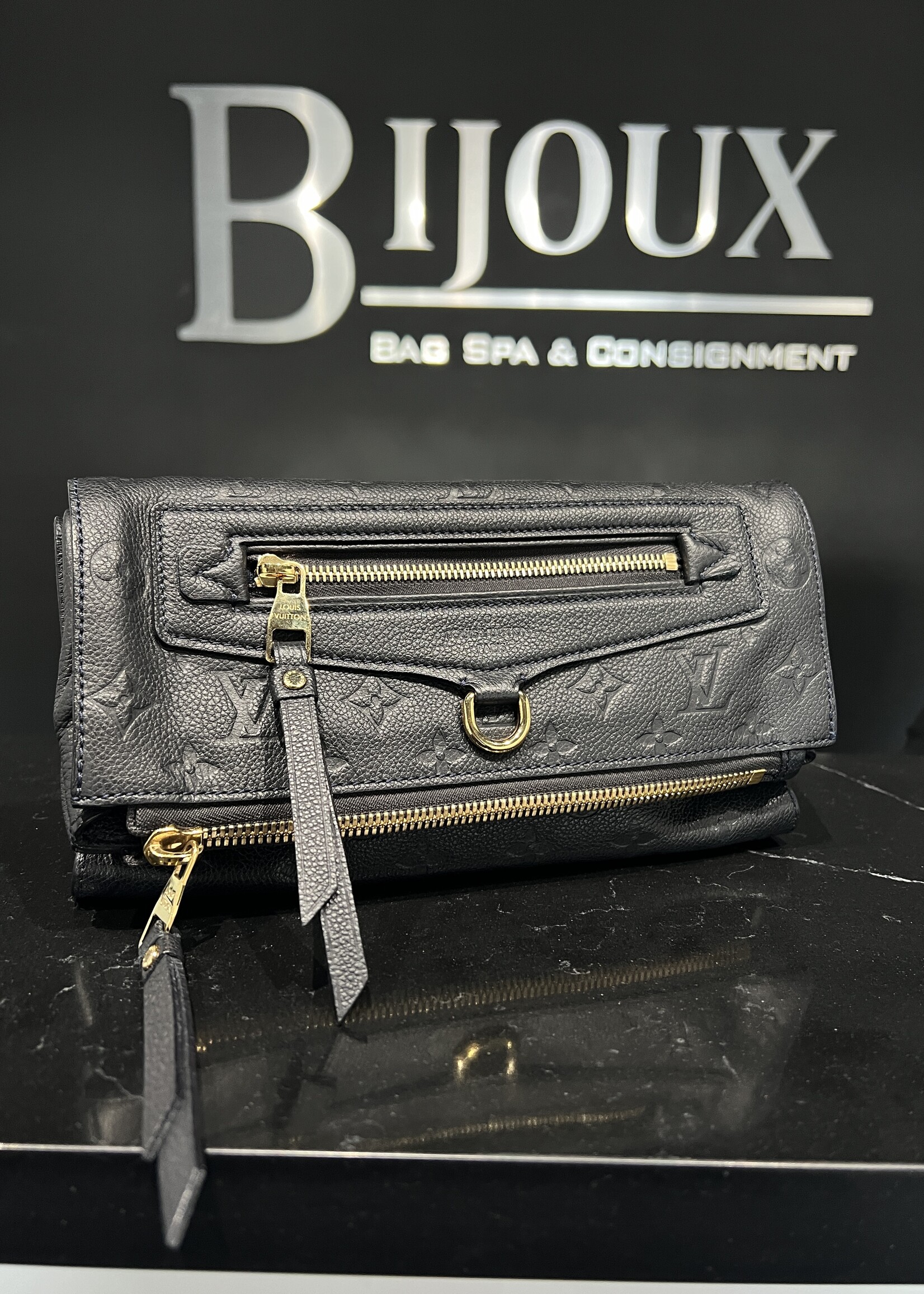 Louis Vuitton SOLD- Louis Vuitton Petillante Navy Clutch