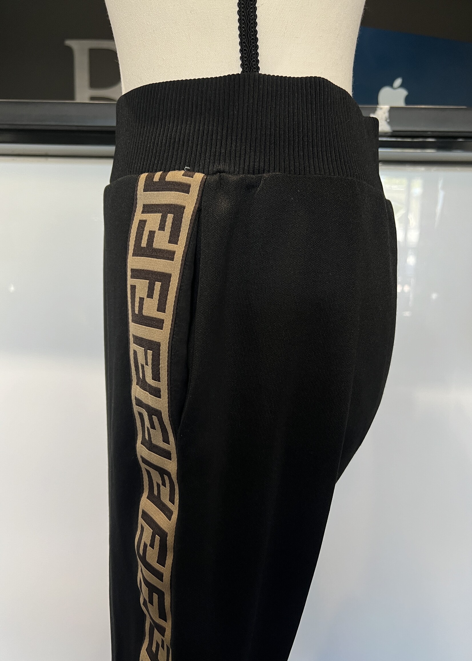 Fendi Fendi Sweatpants (US 4)