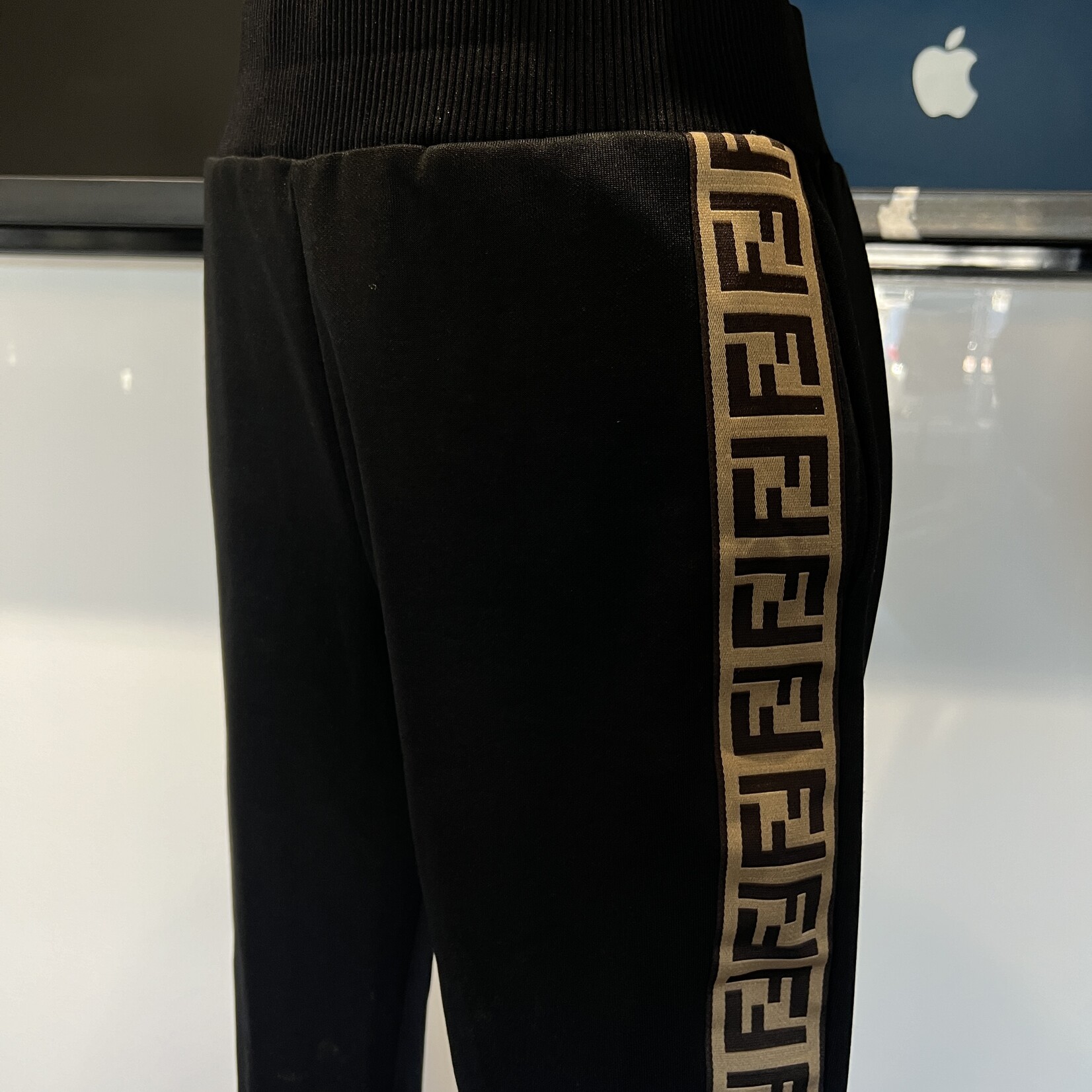 Fendi Fendi Sweatpants (US 4)