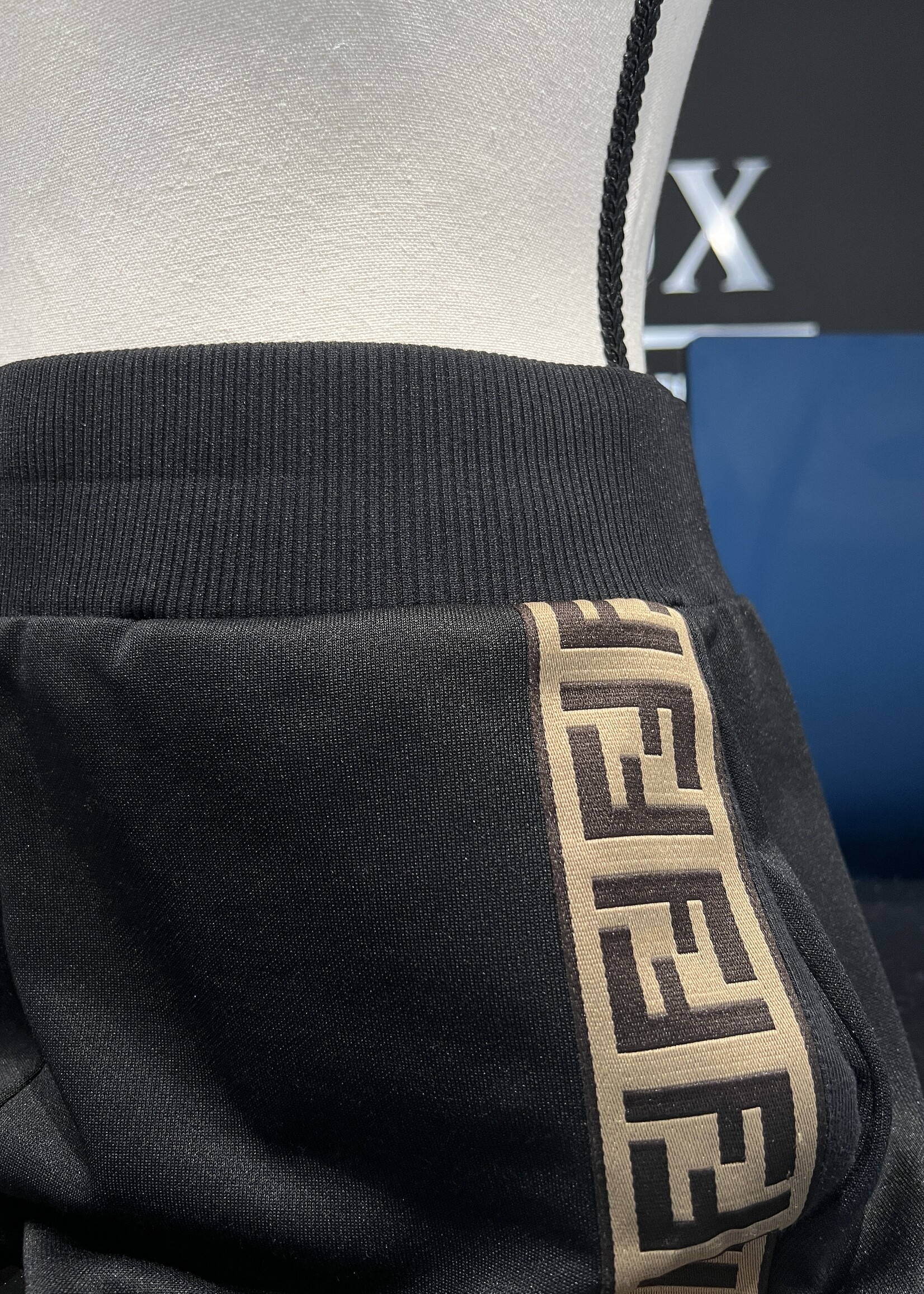 Fendi Fendi Sweatpants (US 4)