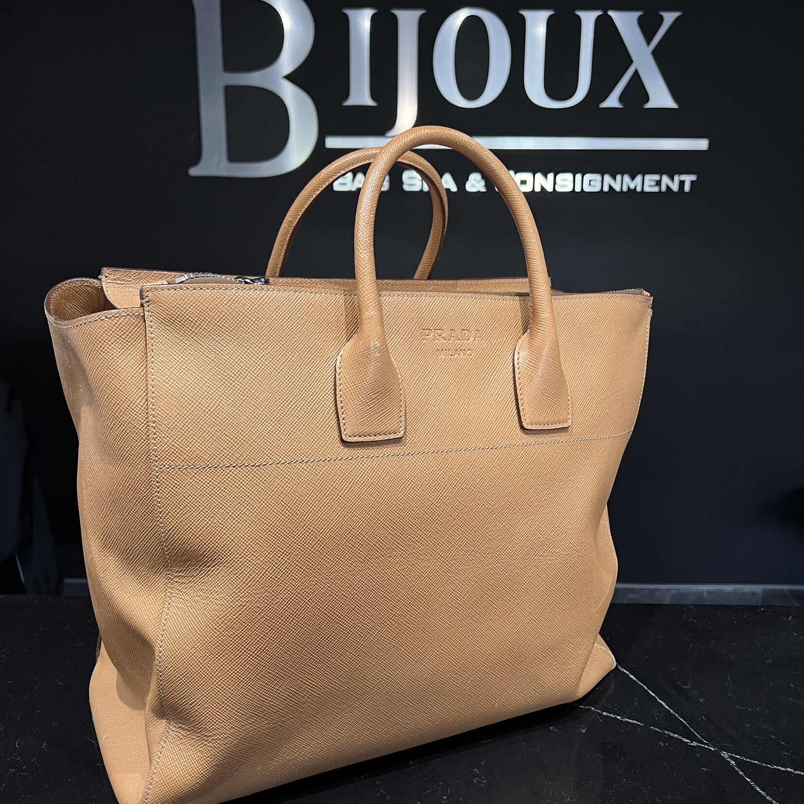 Prada SOLD - Prada Cuir Tote