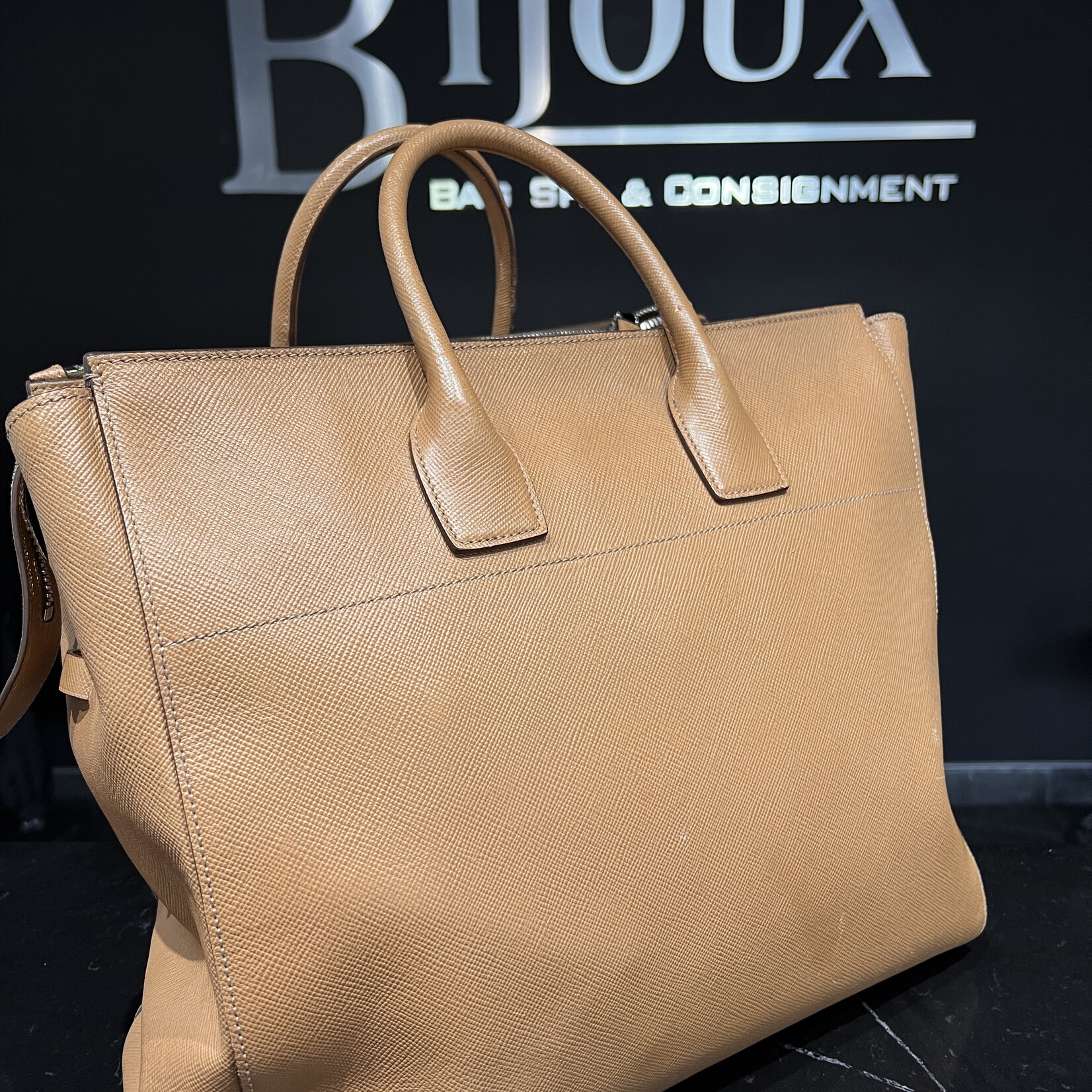 Prada SOLD - Prada Cuir Tote