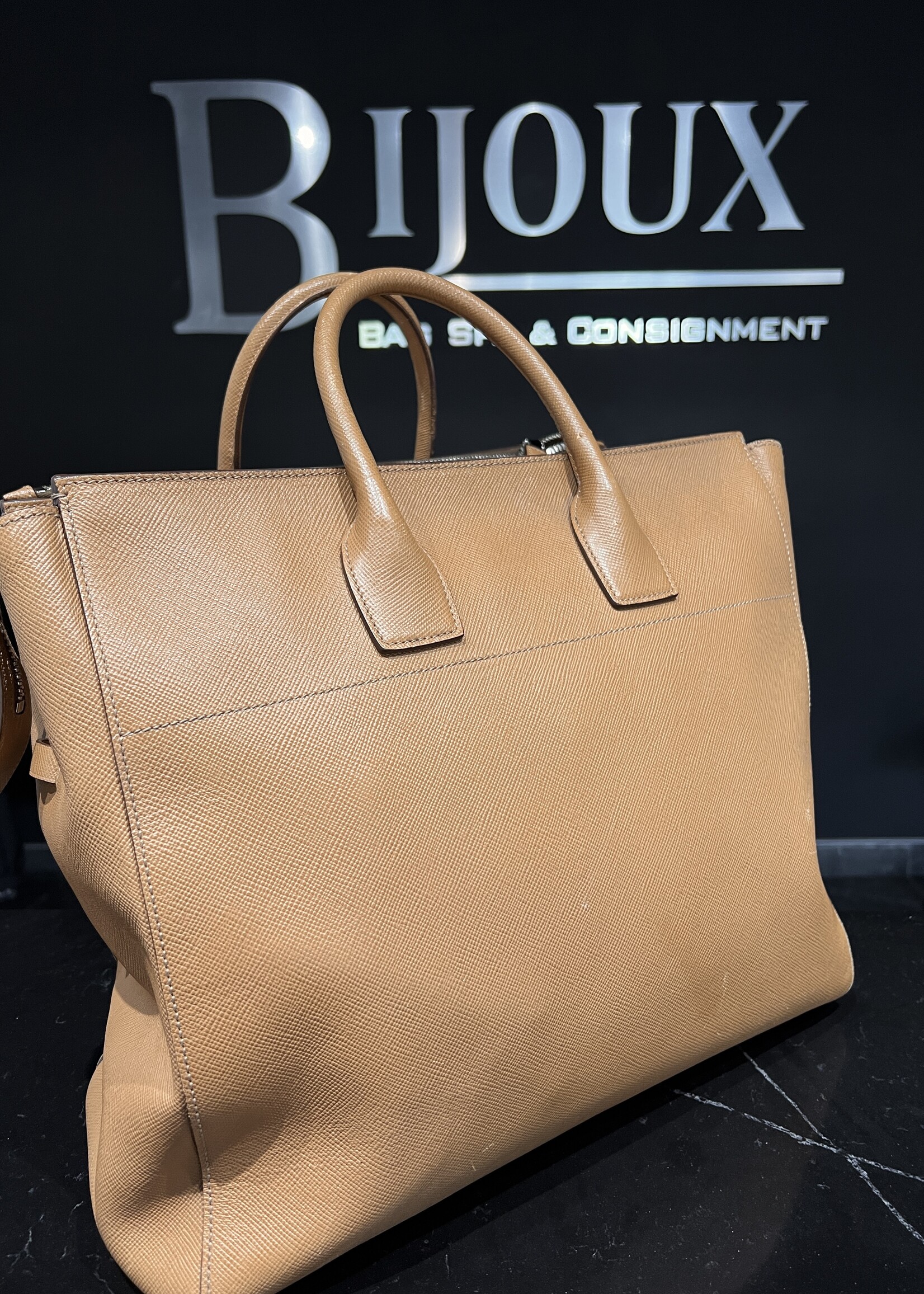 Prada SOLD - Prada Cuir Tote