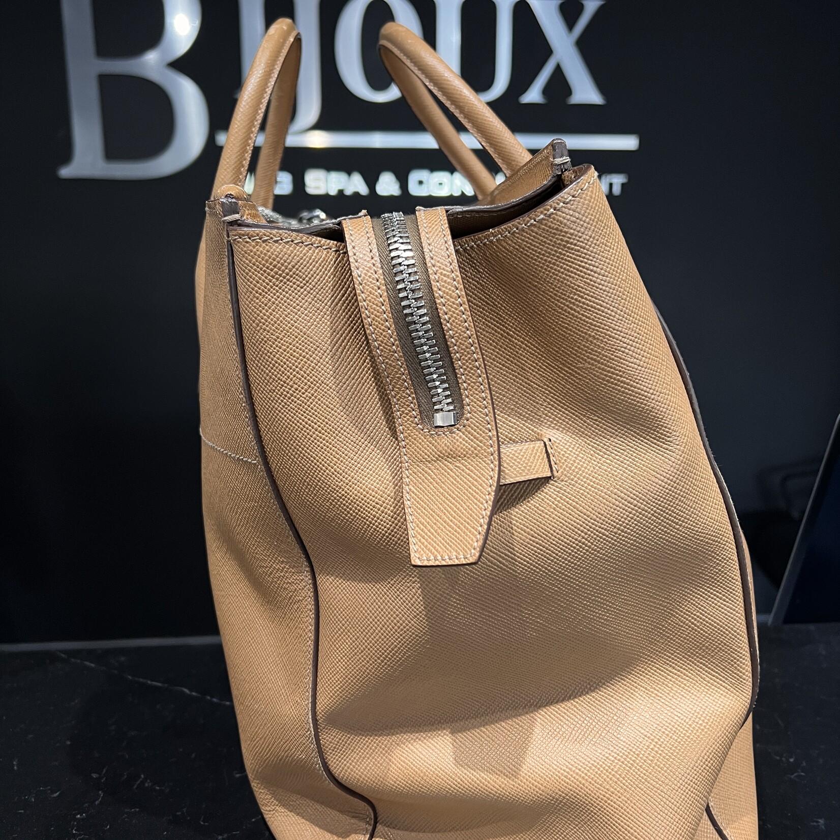 Prada SOLD - Prada Cuir Tote