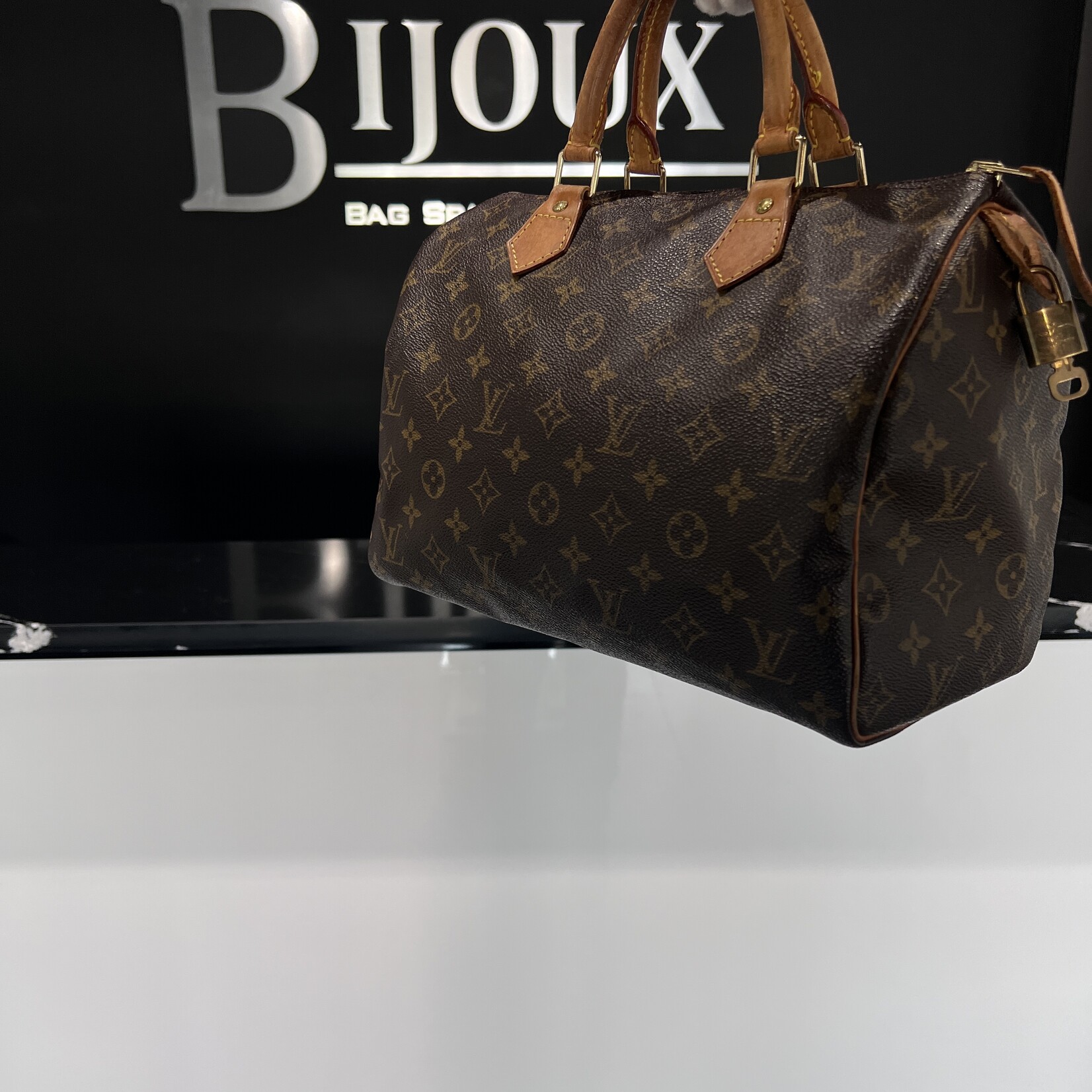 Louis Vuitton SOLD- Louis Vuitton Speedy 30 Monogram