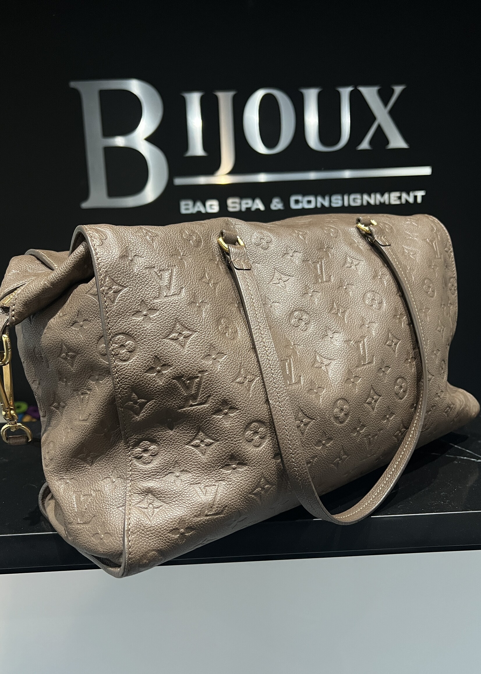 Louis Vuitton SOLD- Louis Vuitton Empreinte Lumineuse GM