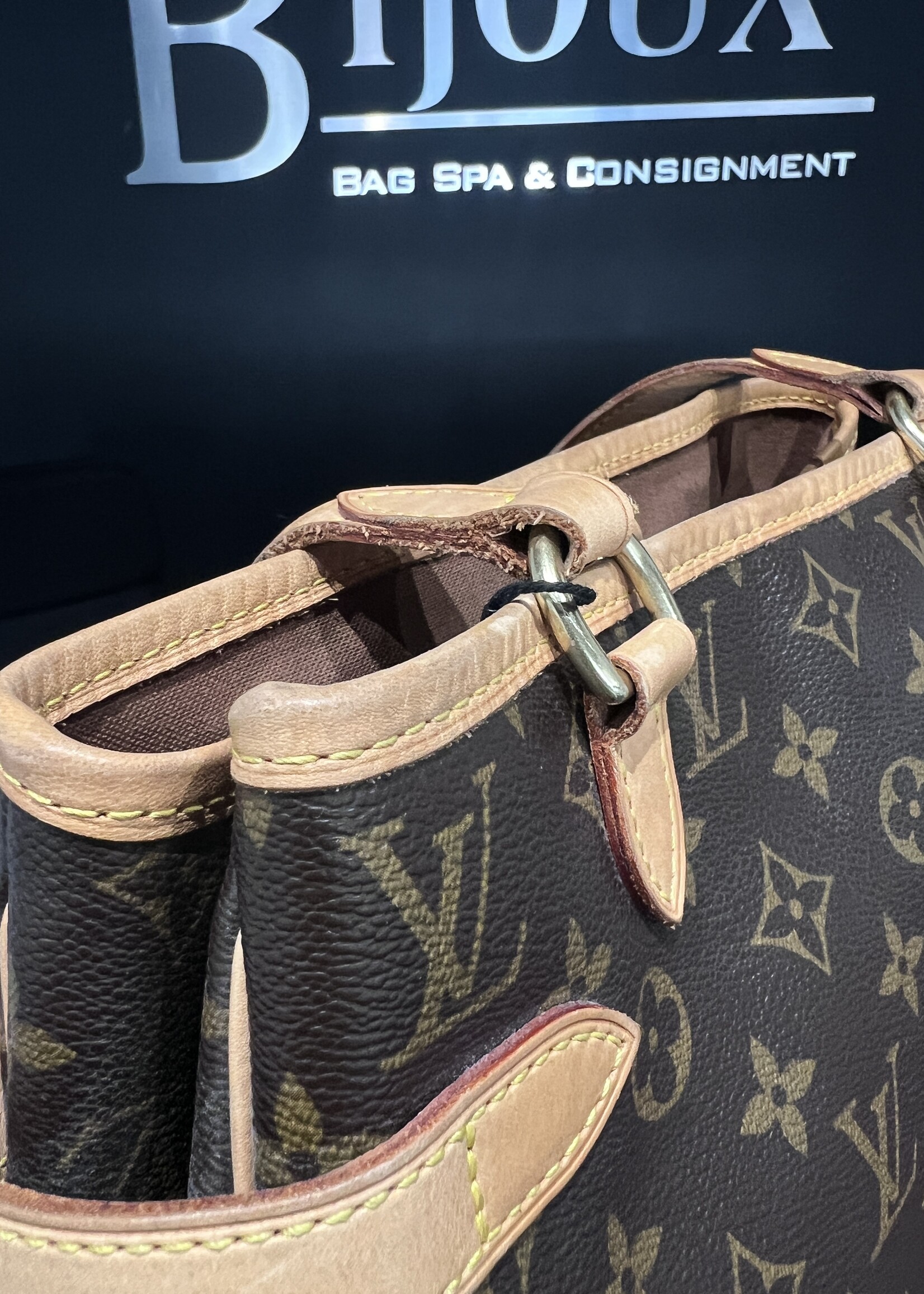 Louis Vuitton SOLD - Louis Vuitton Batignolles Vertical