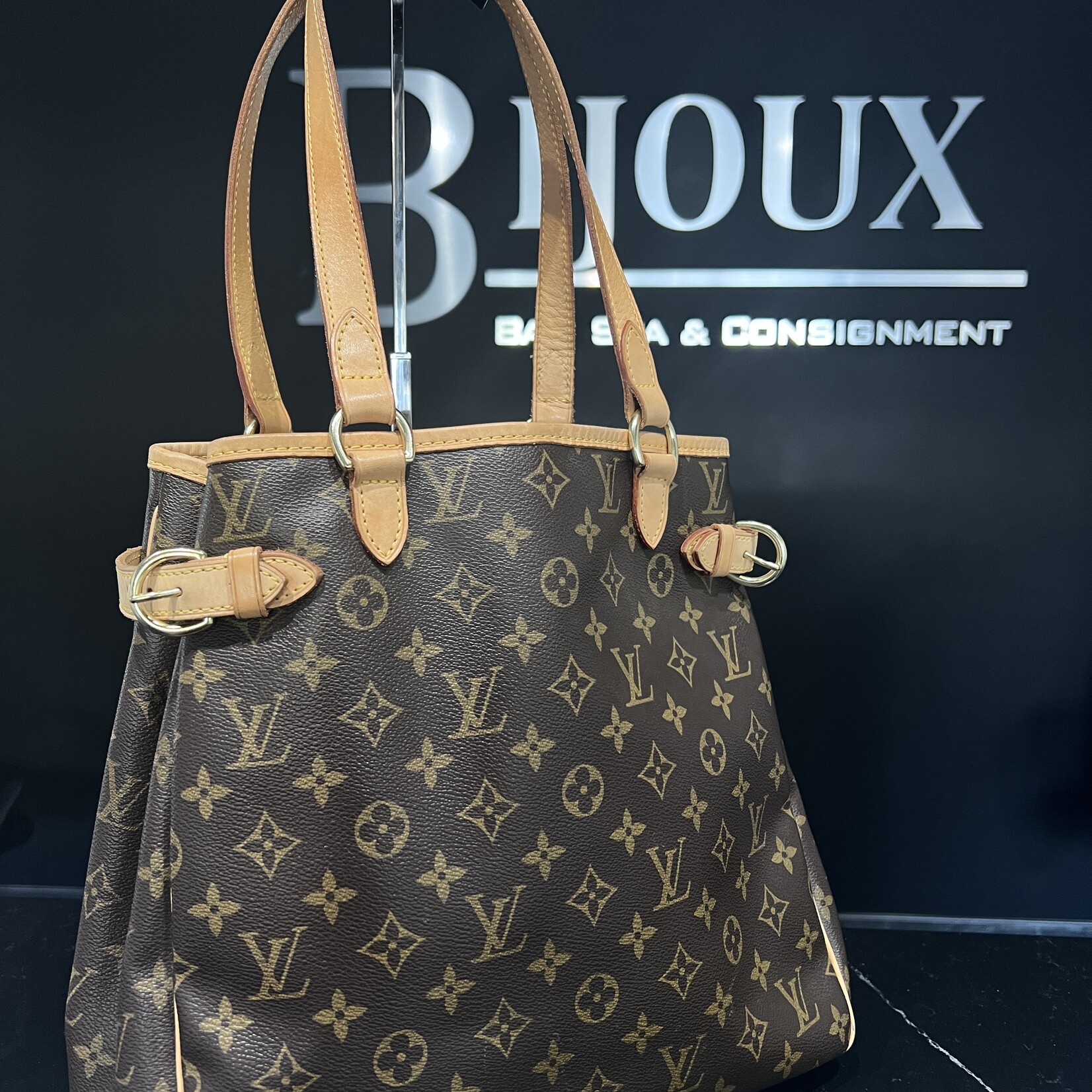 Louis Vuitton SOLD - Louis Vuitton Batignolles Vertical