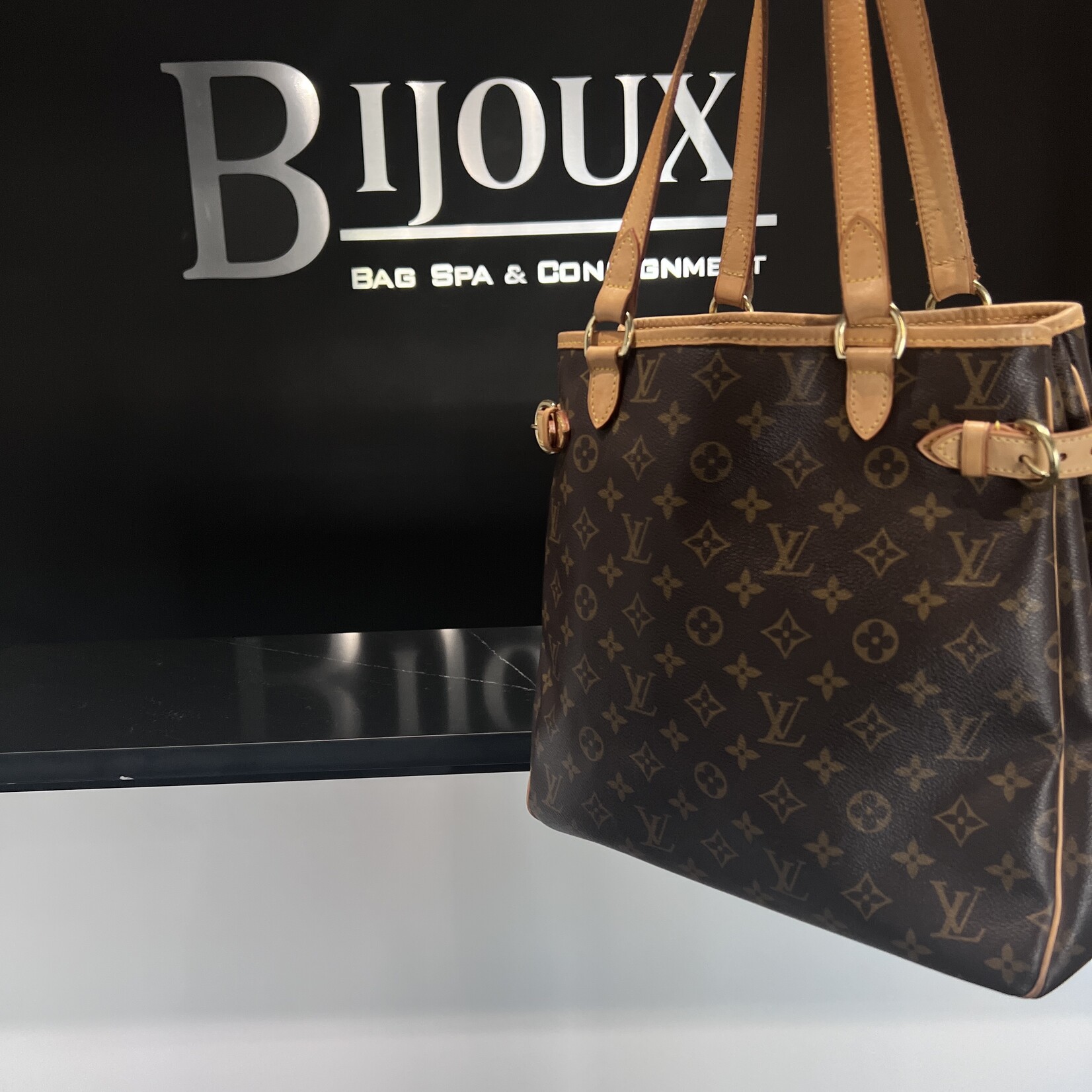 Louis Vuitton SOLD - Louis Vuitton Batignolles Vertical