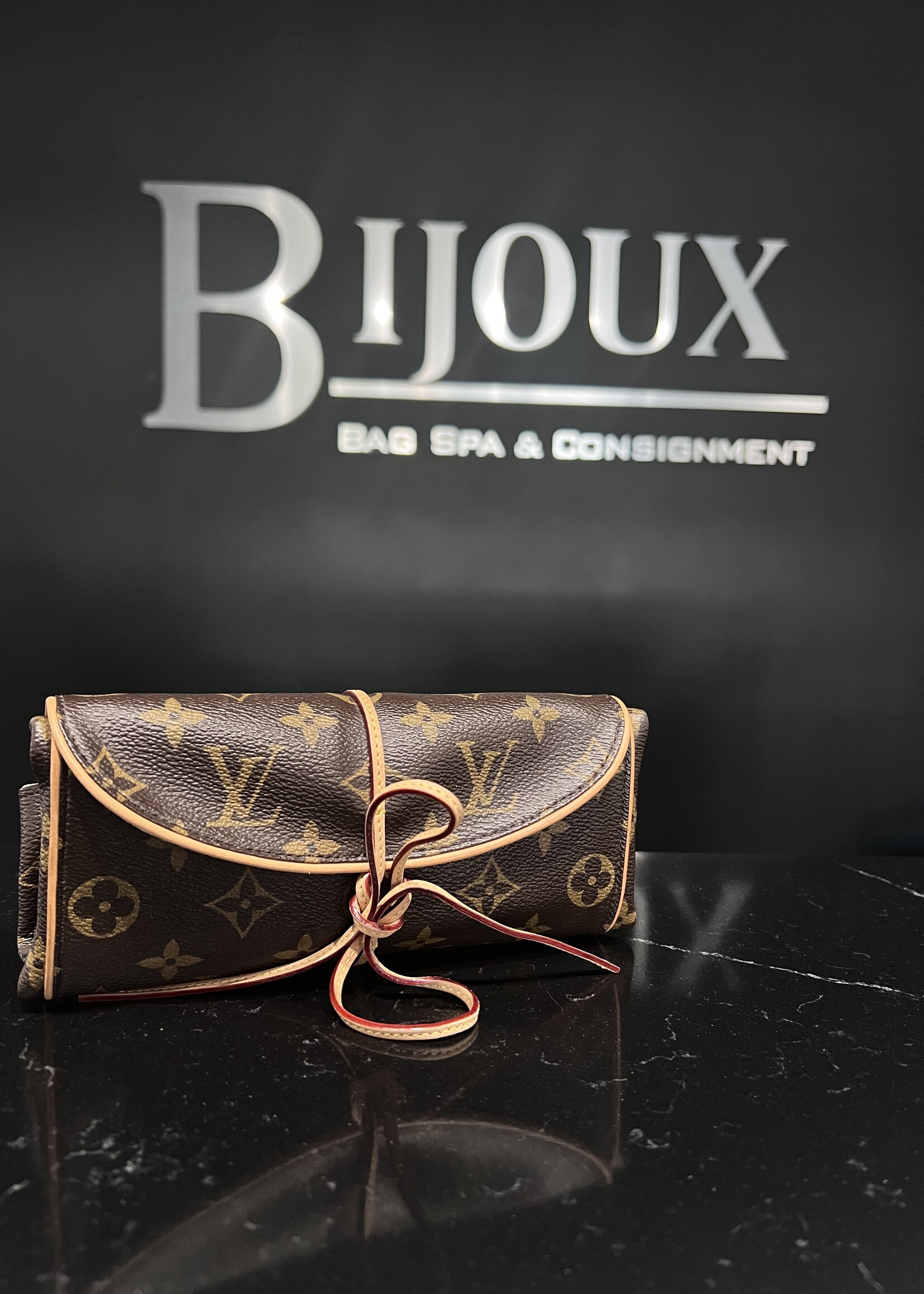 Louis Vuitton SOLD - Louis Vuitton Monogram Jewelry Roll Pouch