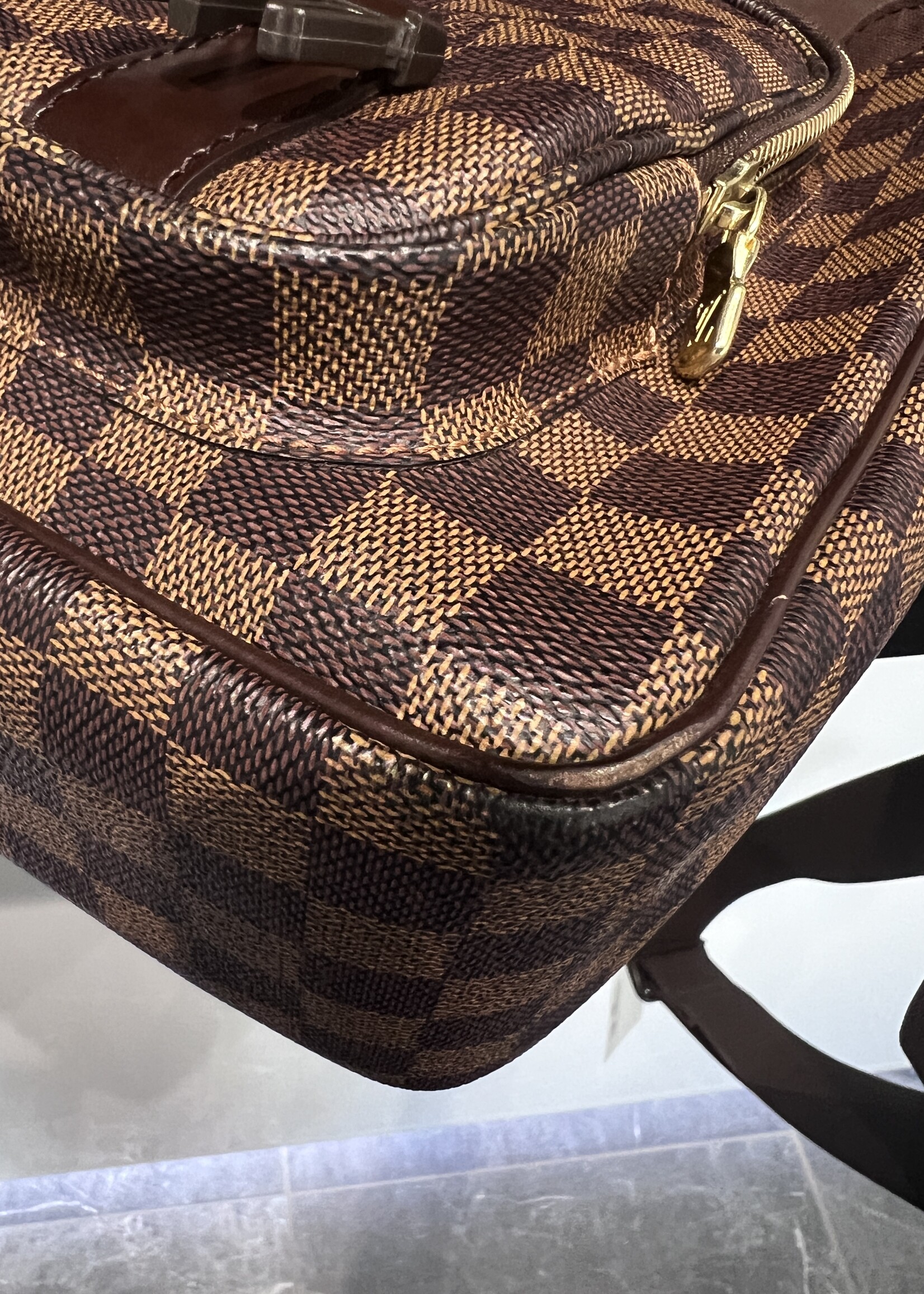 Louis Vuitton SOLD - Louis Vuitton Reporter Melville