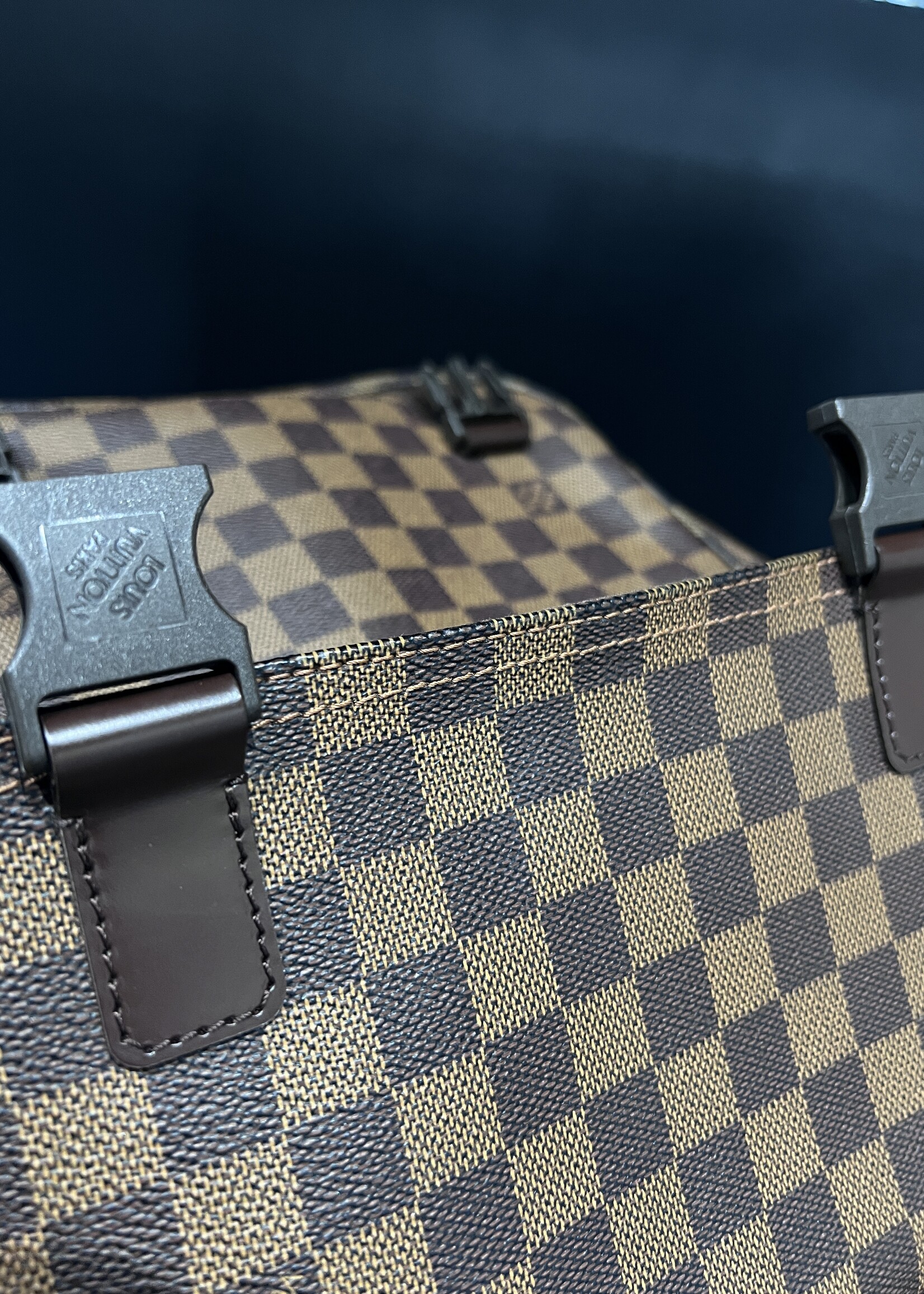 Louis Vuitton SOLD - Louis Vuitton Reporter Melville