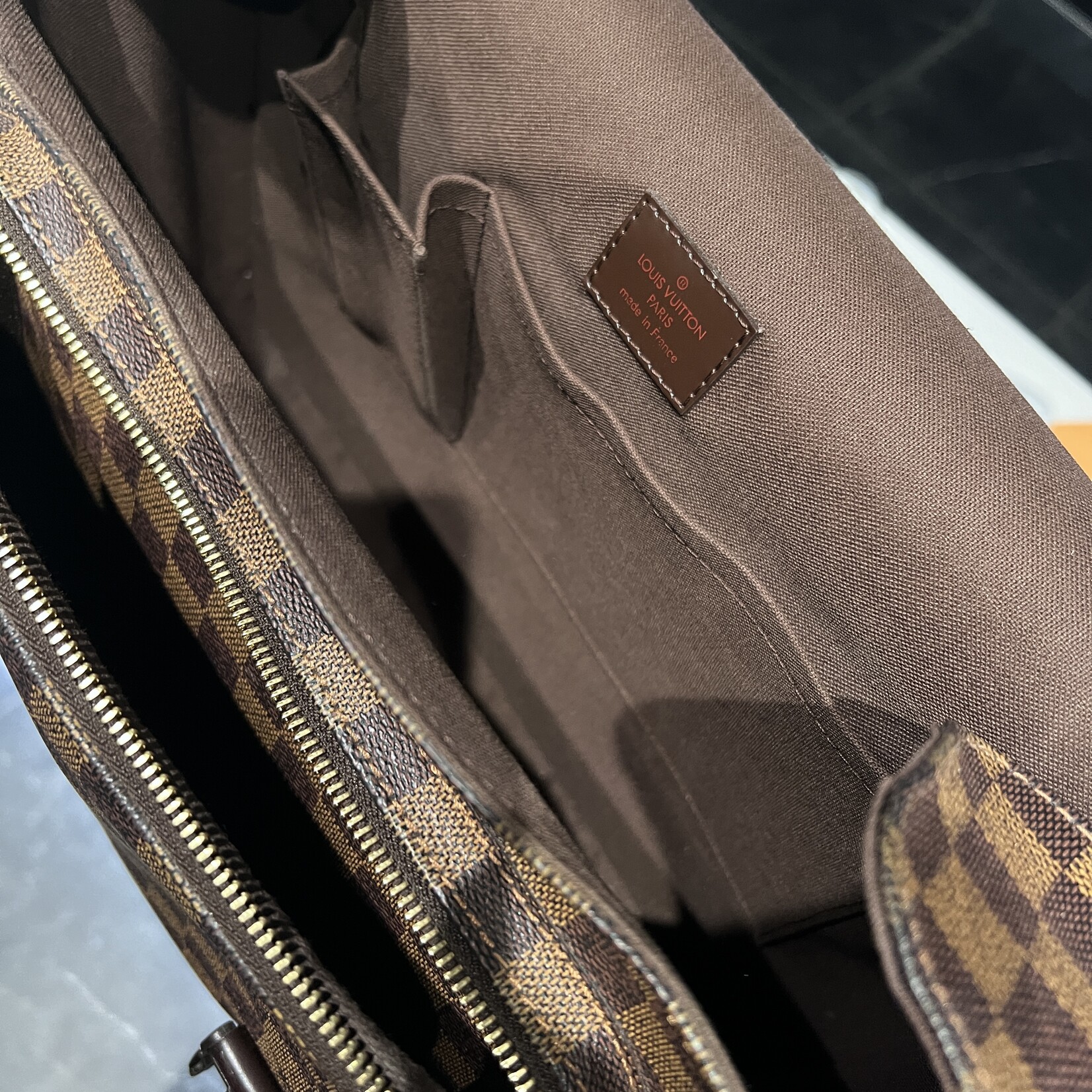 Louis Vuitton SOLD - Louis Vuitton Reporter Melville