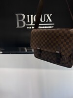 Louis Vuitton SOLD - Louis Vuitton Reporter Melville