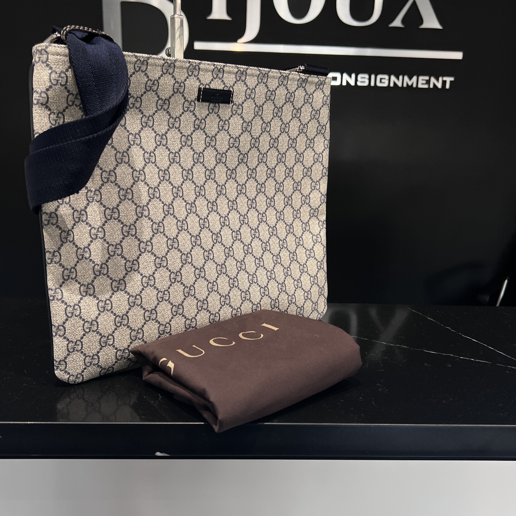 Gucci SOLD- Gucci Flat Navy Messenger
