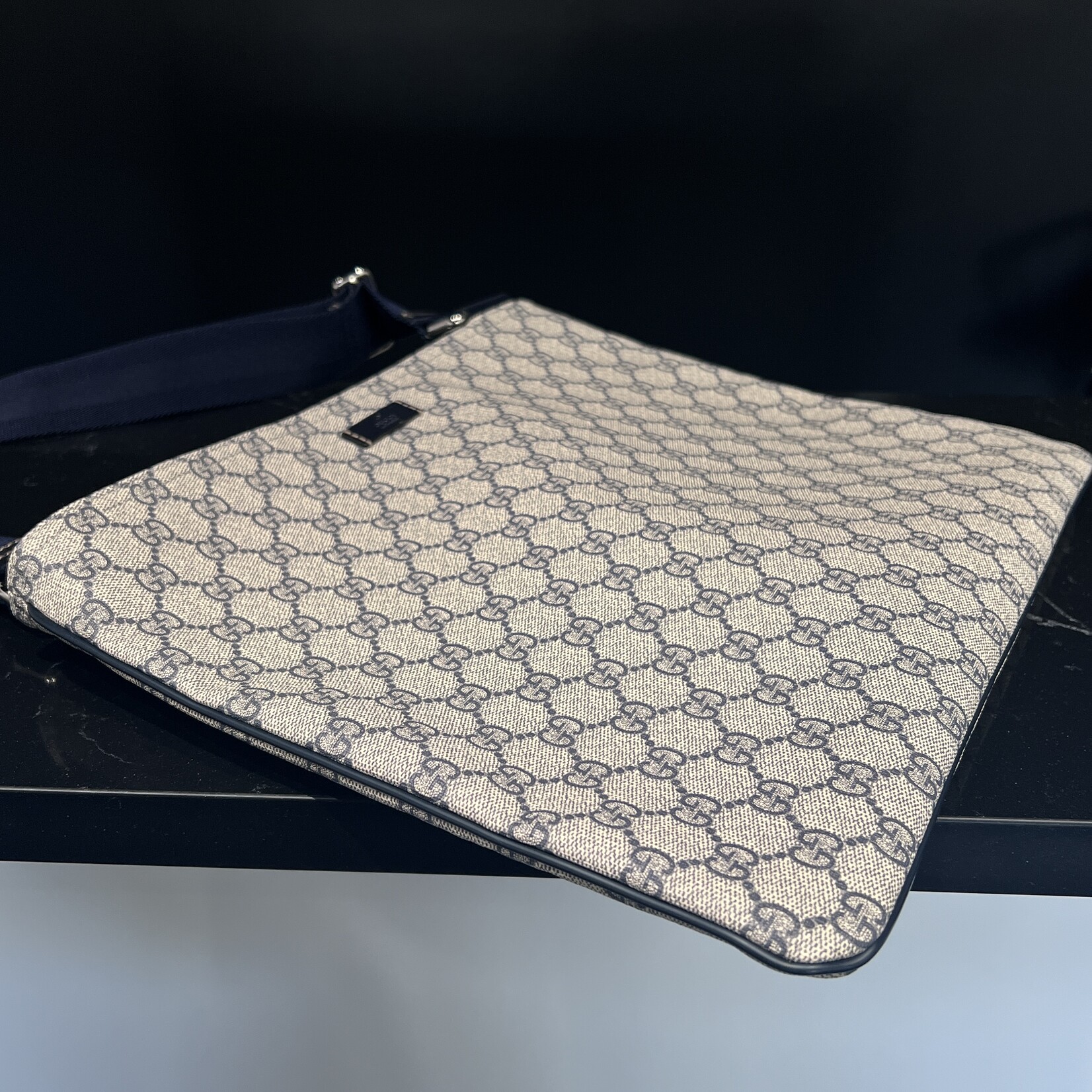 Gucci SOLD- Gucci Flat Navy Messenger