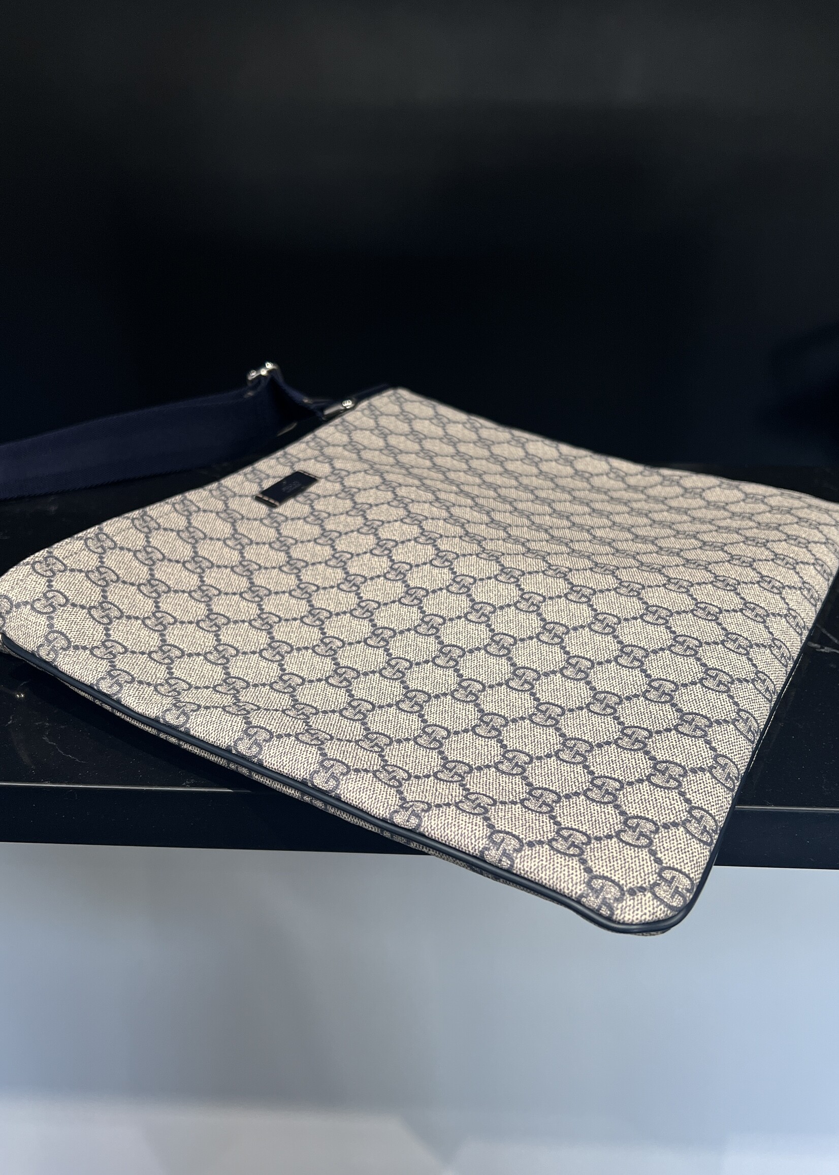 Gucci SOLD- Gucci Flat Navy Messenger