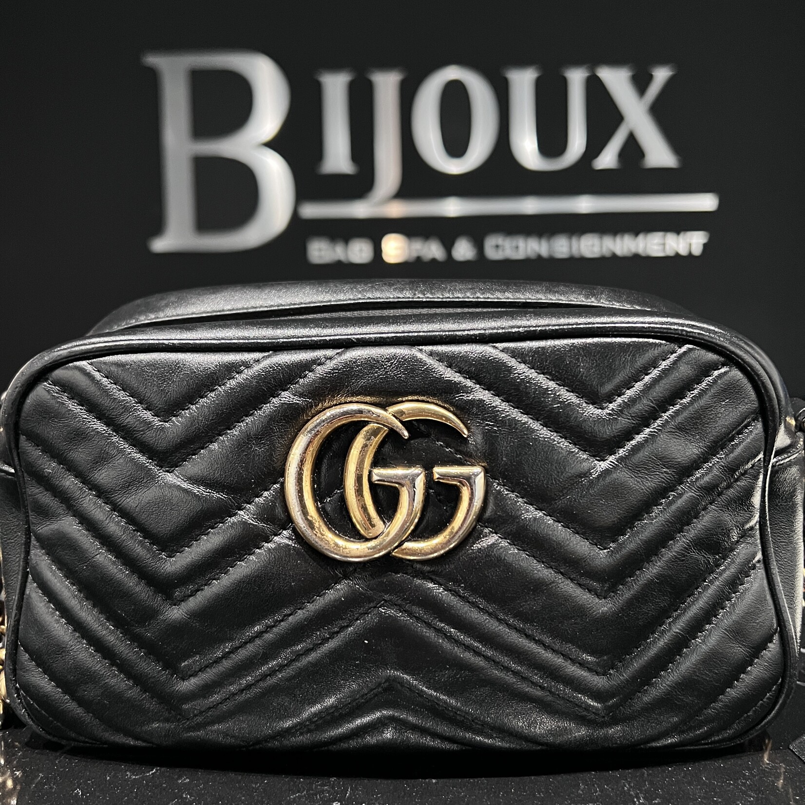 Gucci Gucci Black Marmont Crossbody Bag