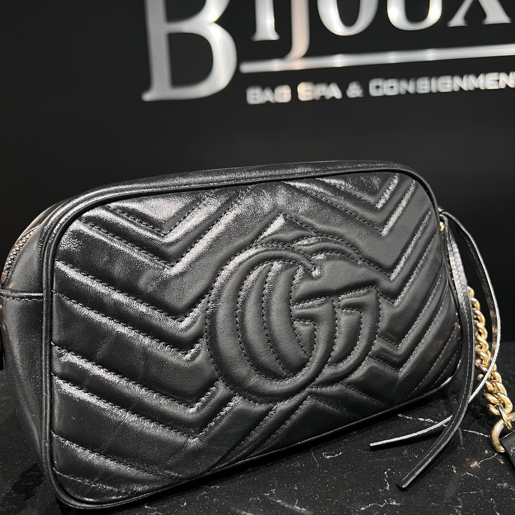 Gucci Gucci Black Marmont Crossbody Bag