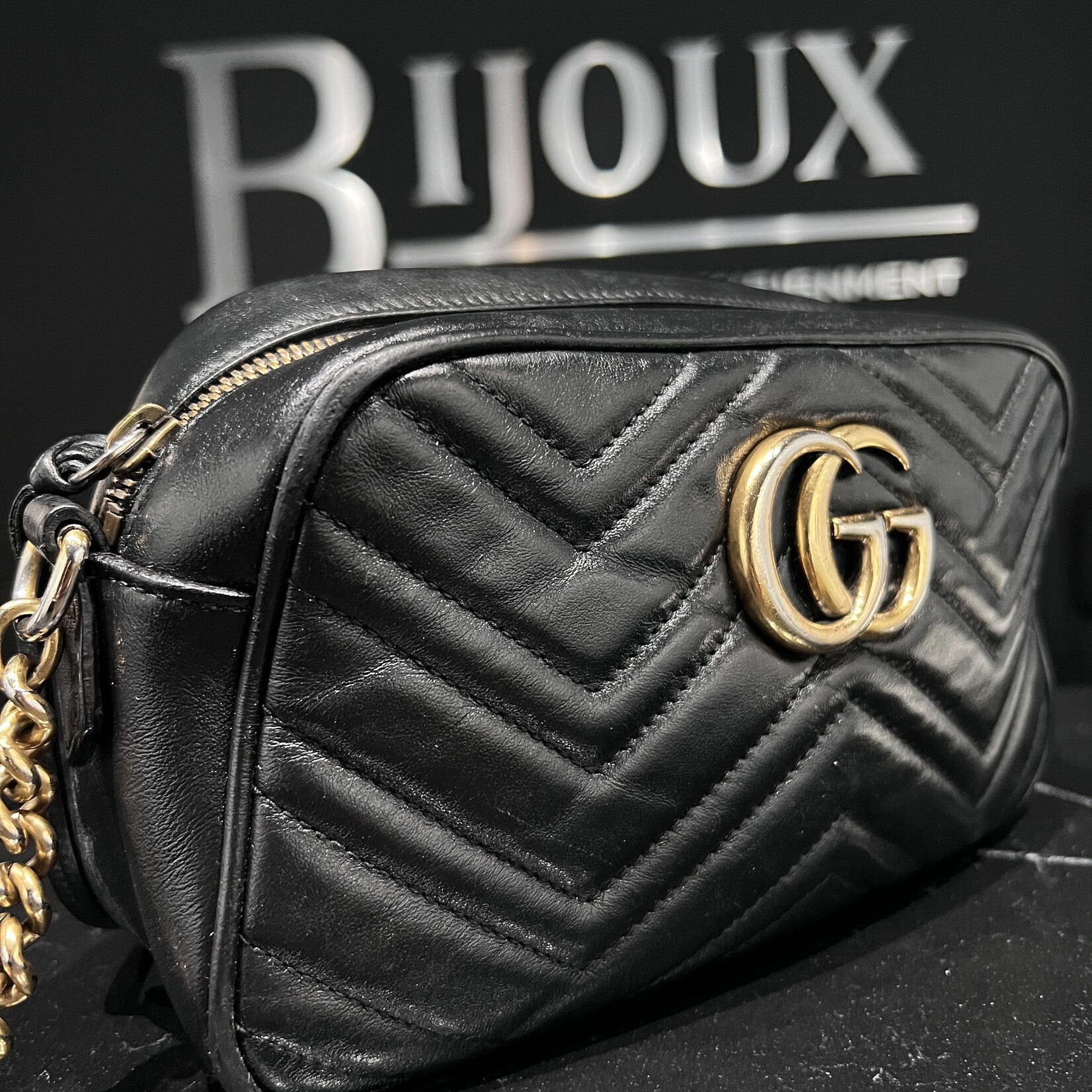 Gucci Gucci Black Marmont Crossbody Bag