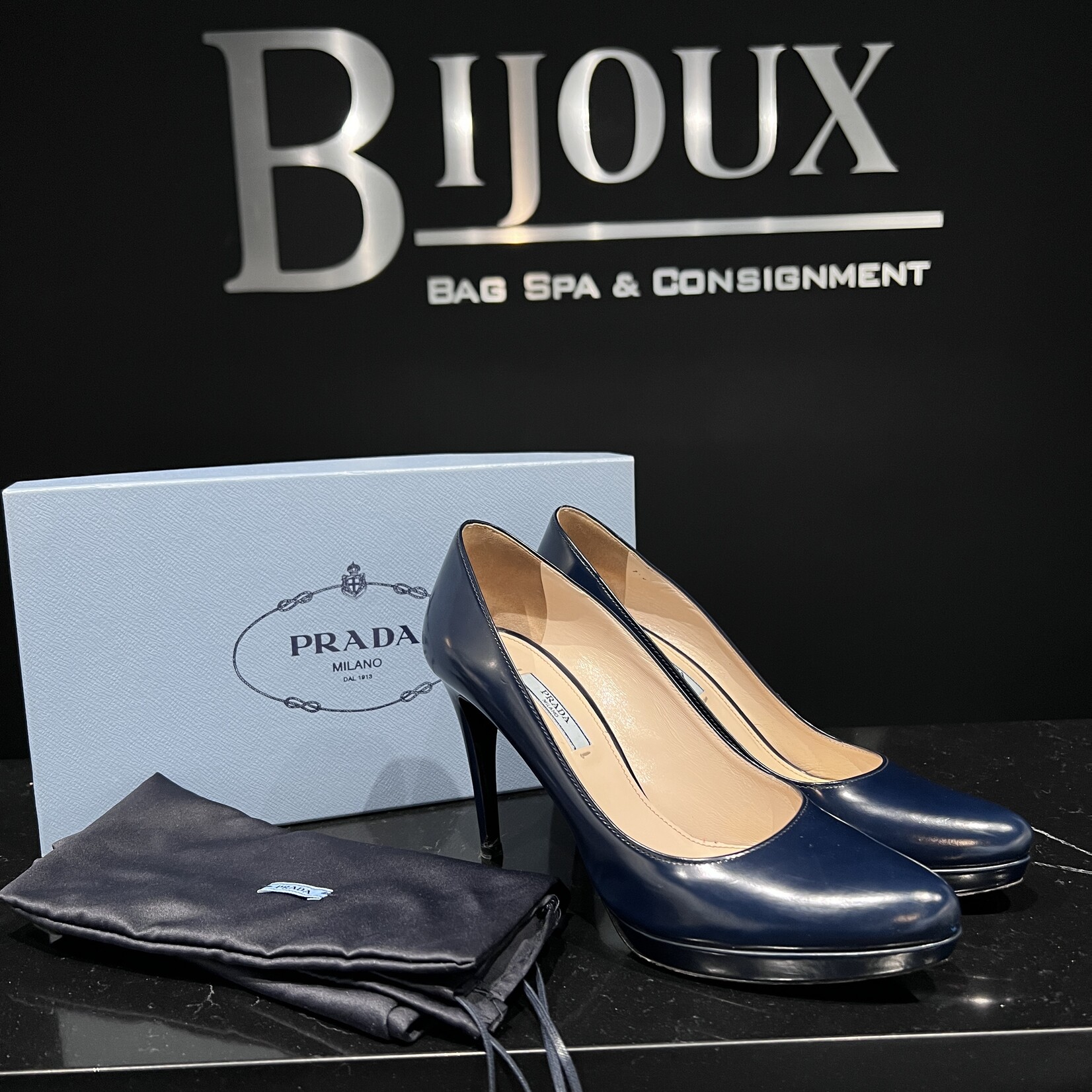 Prada Prada Patent Navy Heels 39