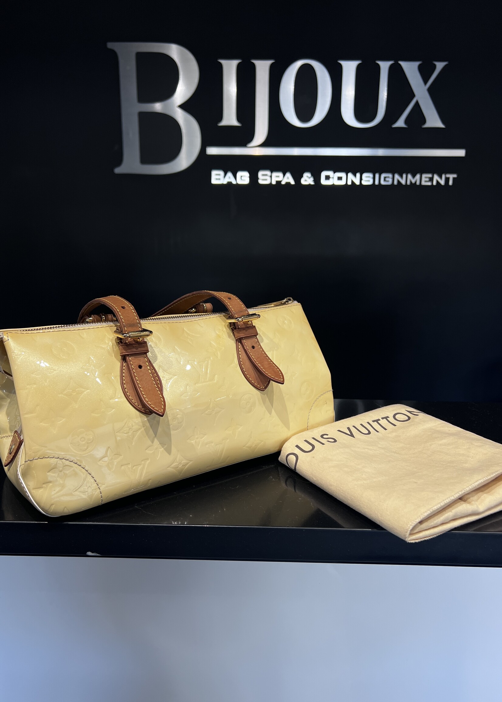 Louis Vuitton SOLD- Louis Vuitton Rosewood Ave White Perle Vernis