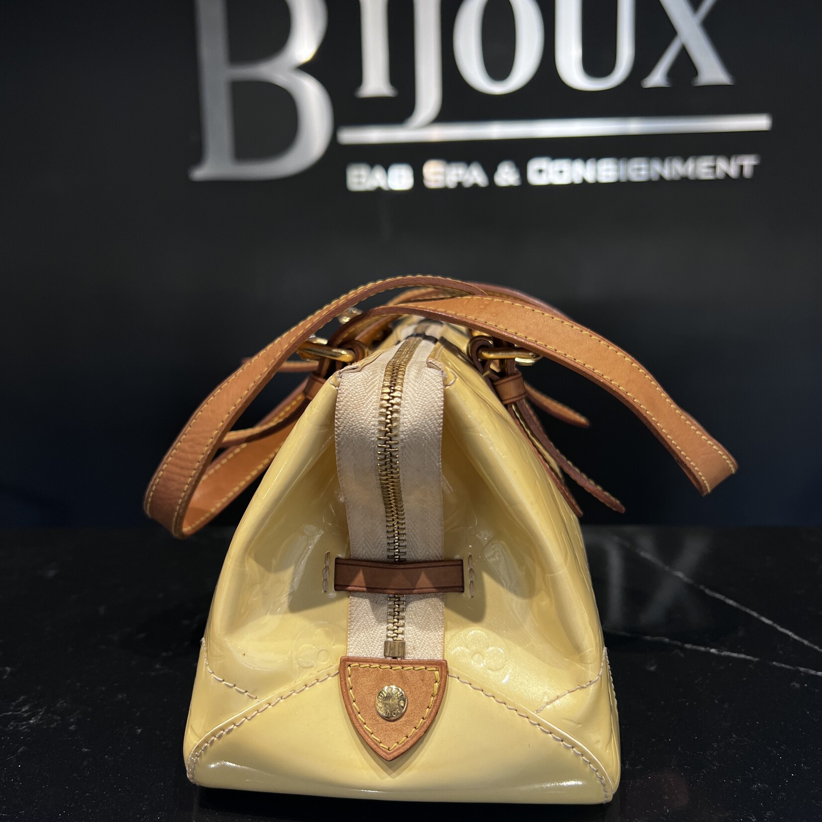 Louis Vuitton SOLD- Louis Vuitton Rosewood Ave White Perle Vernis