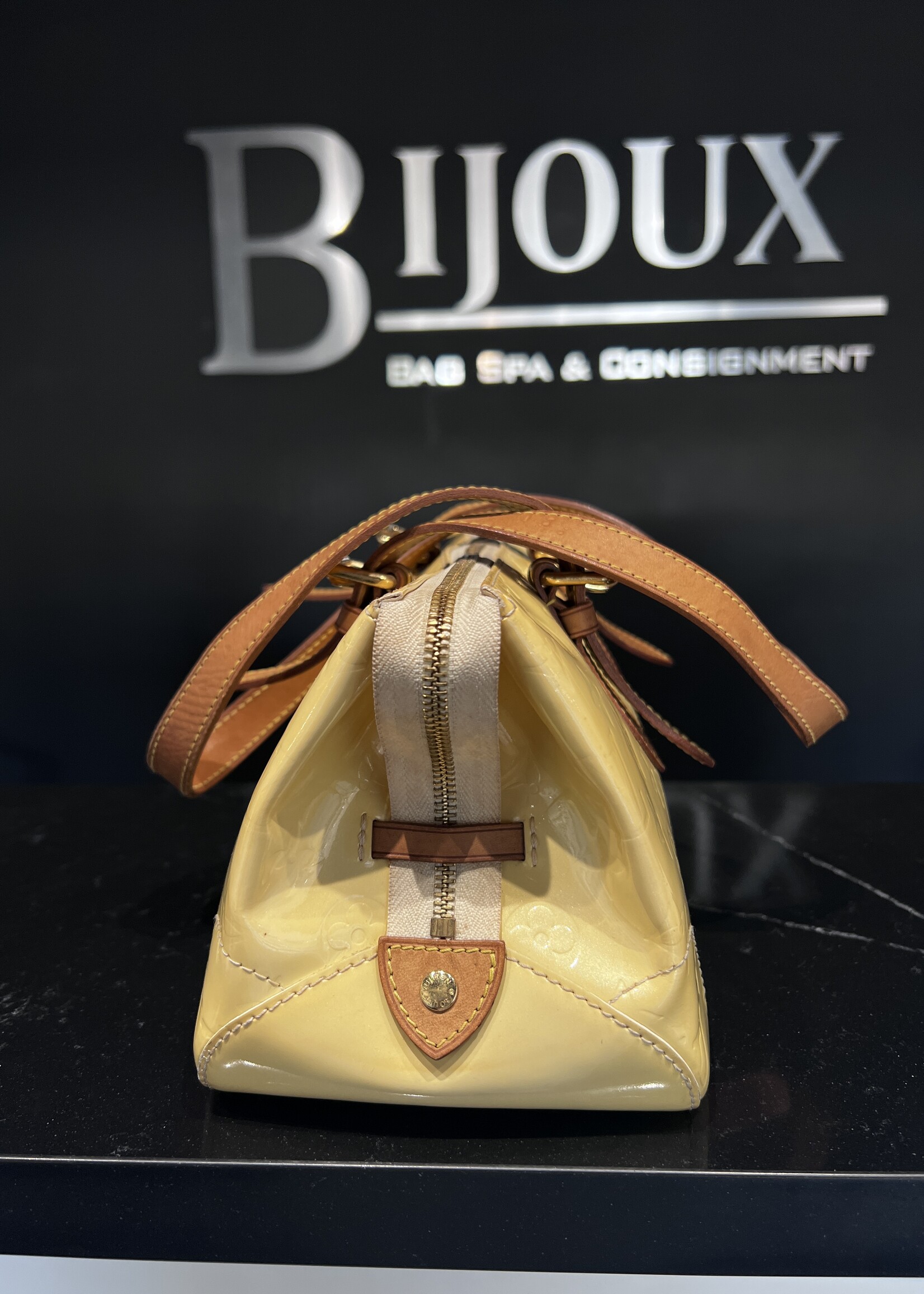 Louis Vuitton SOLD- Louis Vuitton Rosewood Ave White Perle Vernis