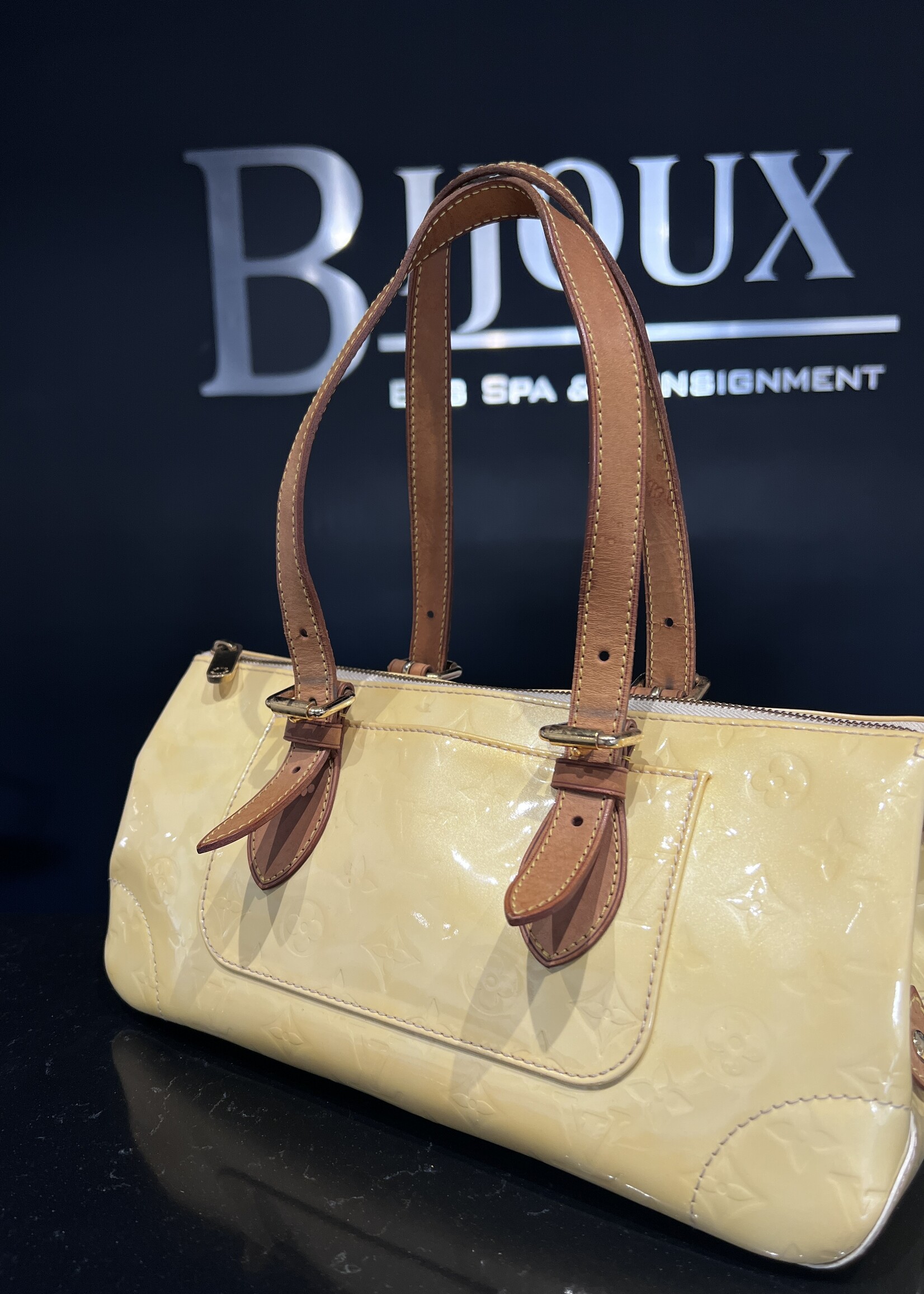 Louis Vuitton SOLD- Louis Vuitton Rosewood Ave White Perle Vernis