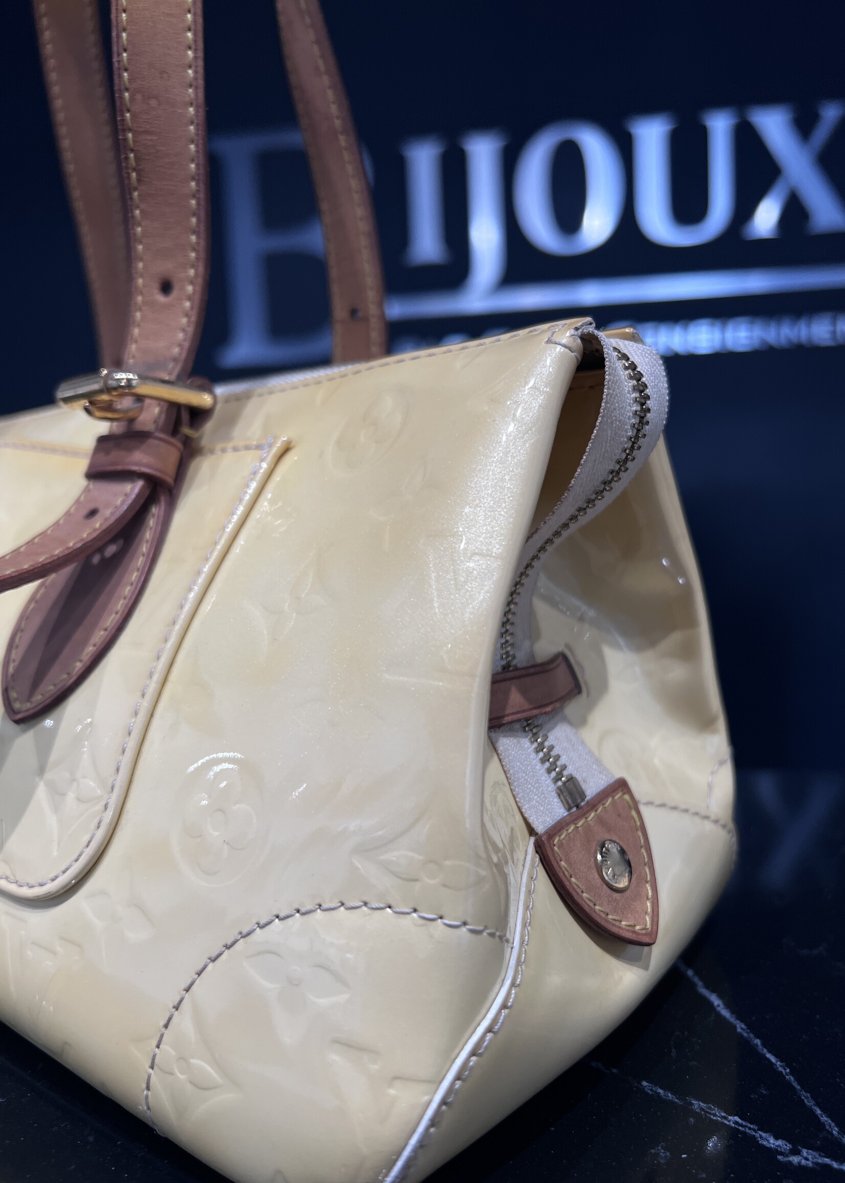 Louis Vuitton SOLD- Louis Vuitton Rosewood Ave White Perle Vernis