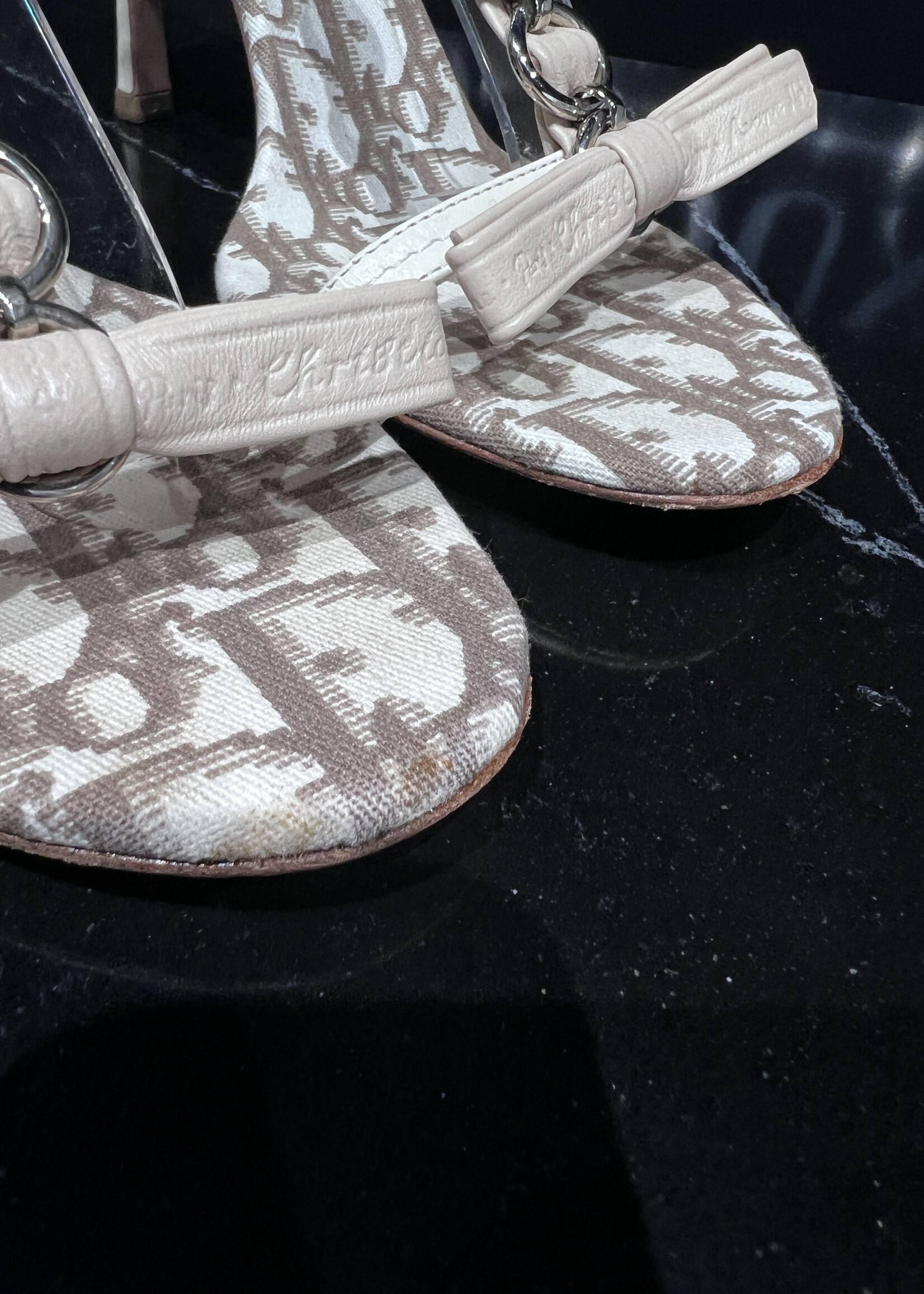 Christian Dior SOLD - Dior Logo Heels 36