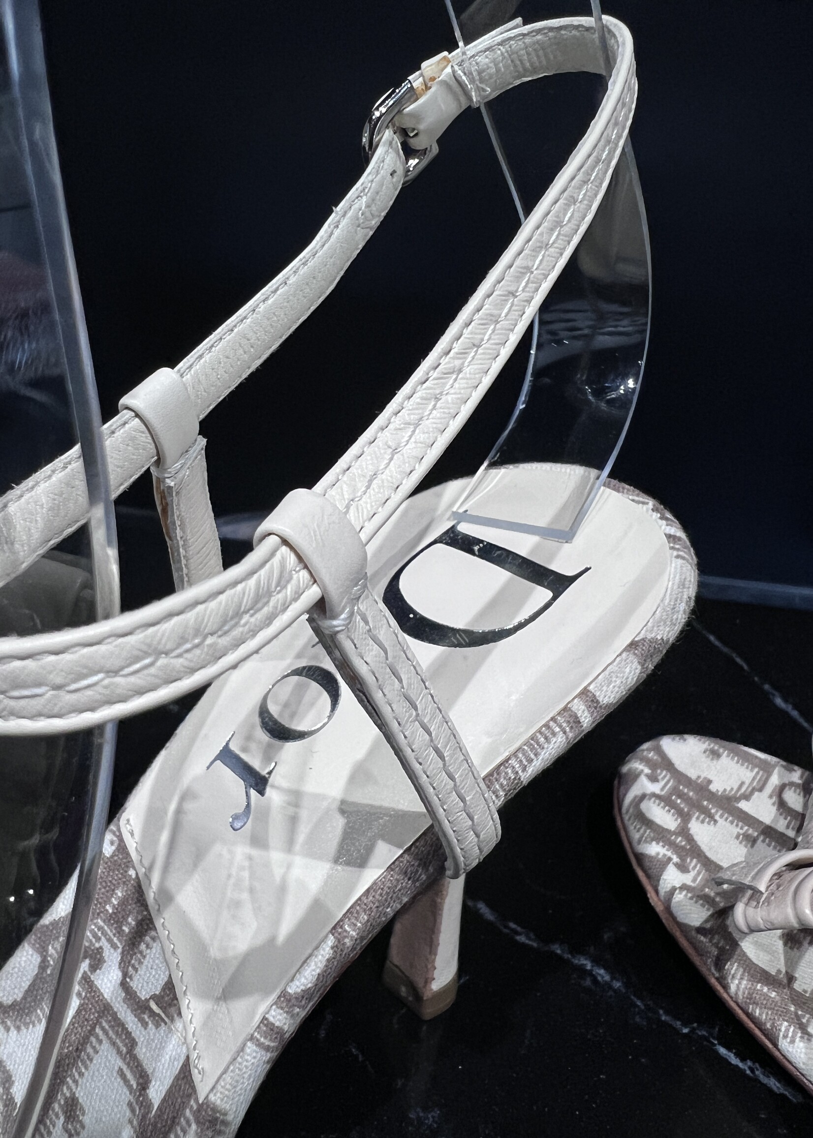 Christian Dior SOLD - Dior Logo Heels 36