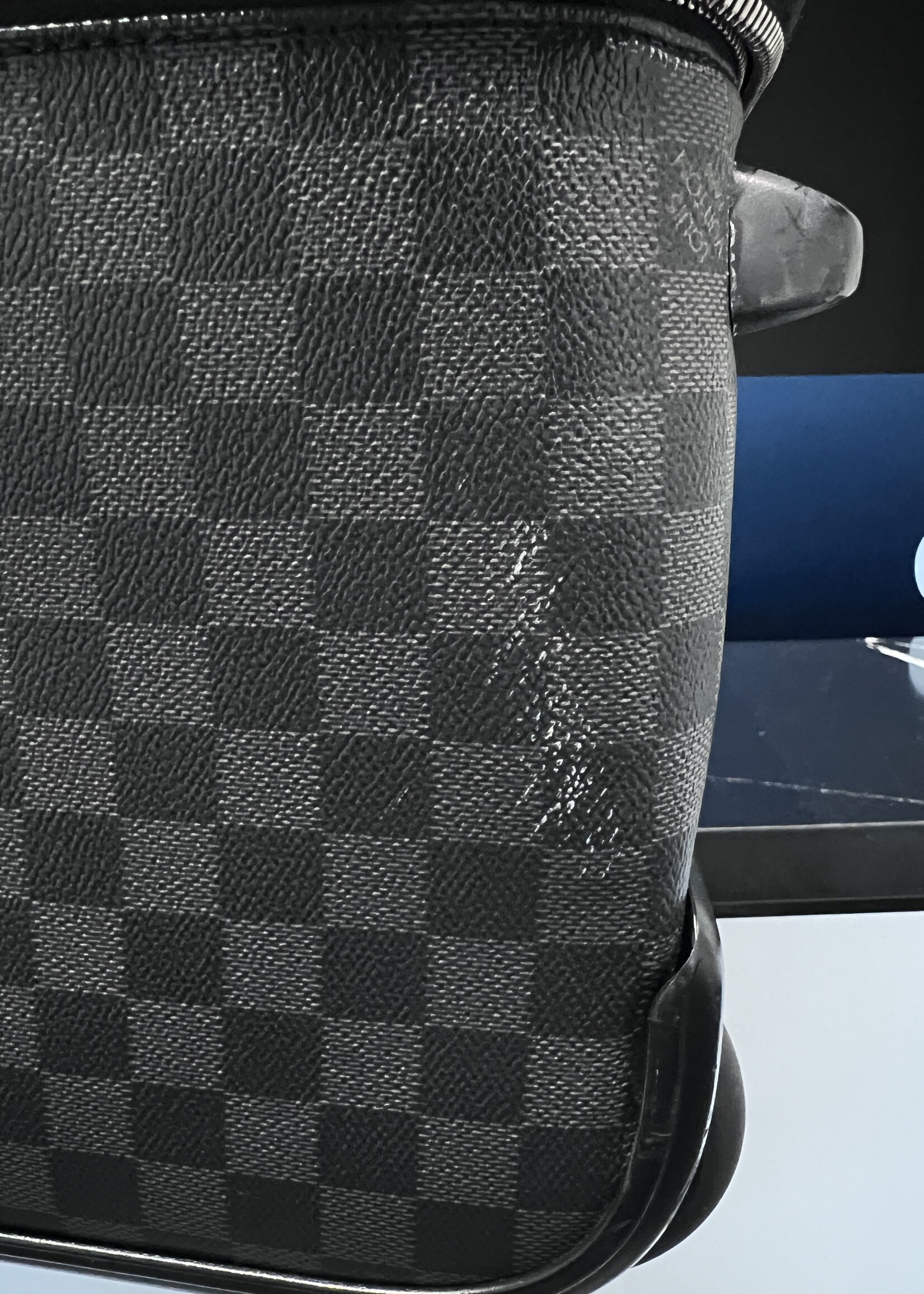 Louis Vuitton Louis Vuitton Pegase Legere 65